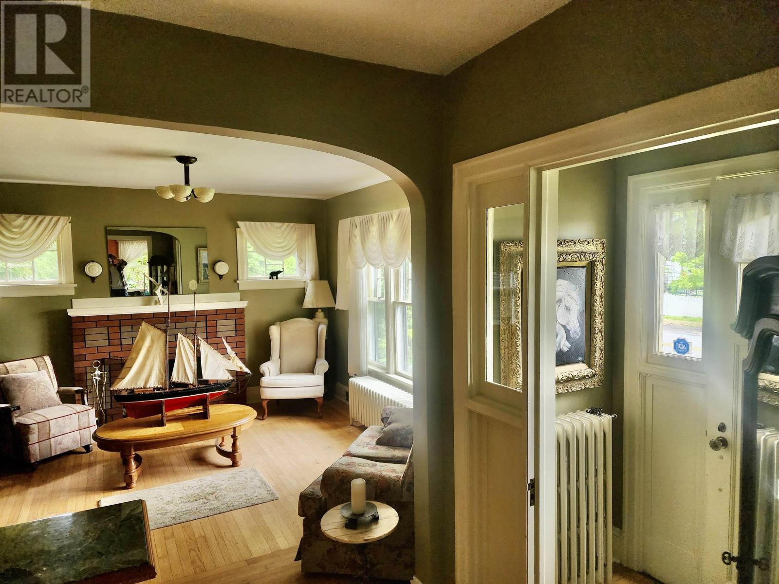 70 Victoria Road Property Photo 10