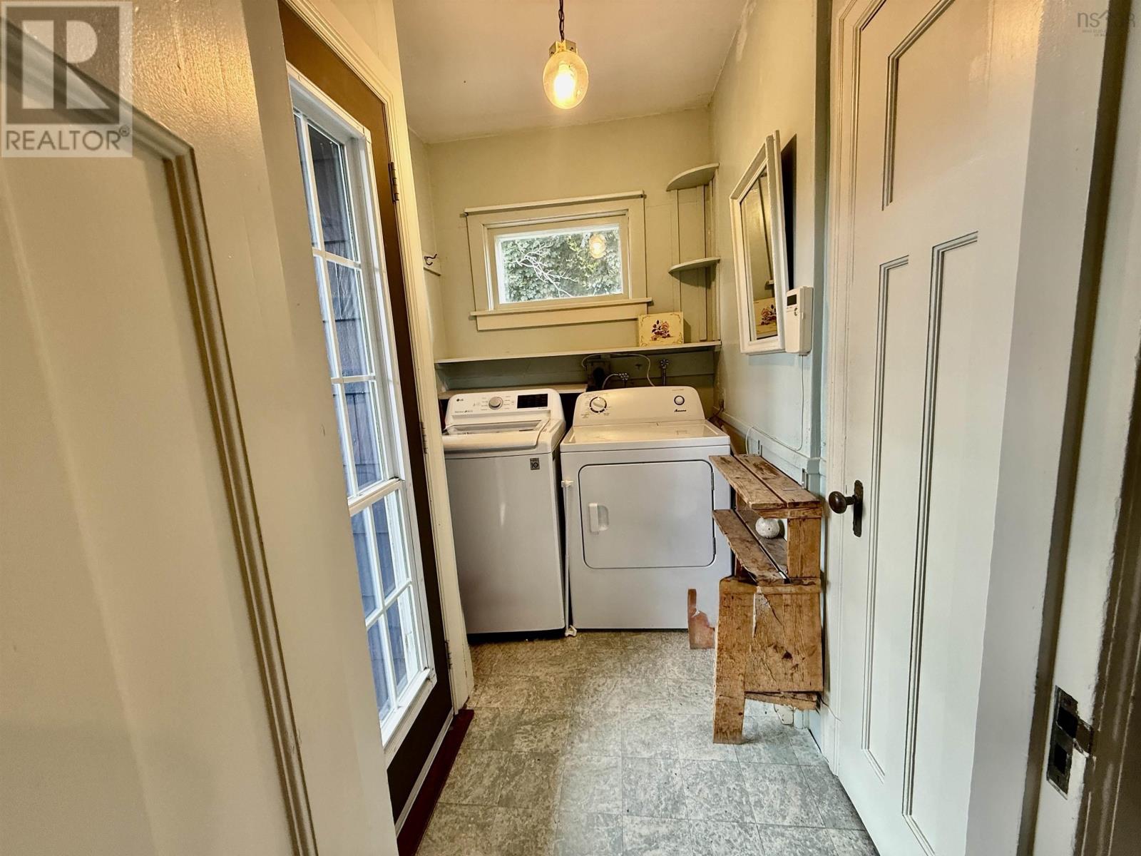 70 Victoria Road Property Photo 28