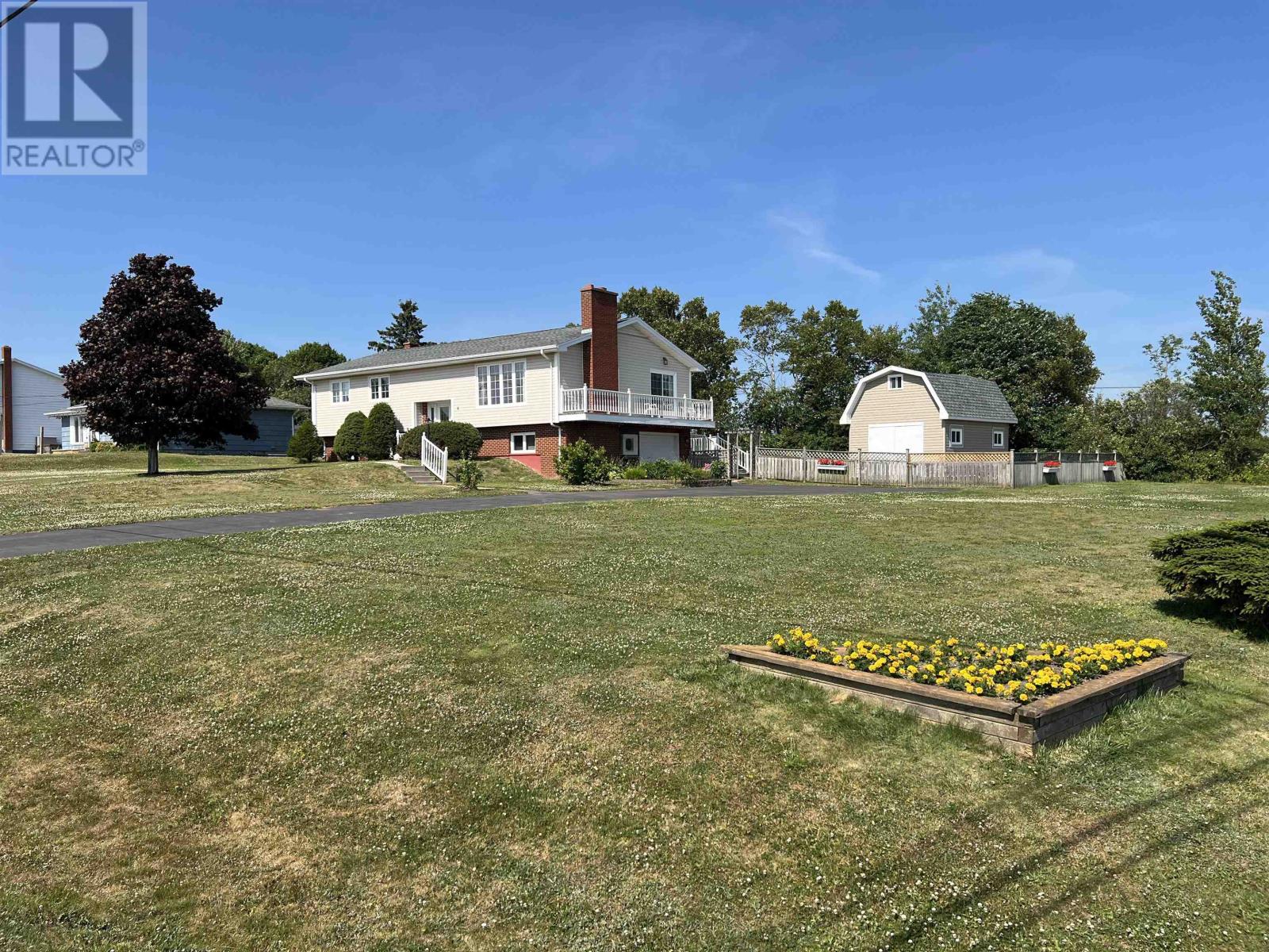 4 Herlihy Drive Property Photo 1