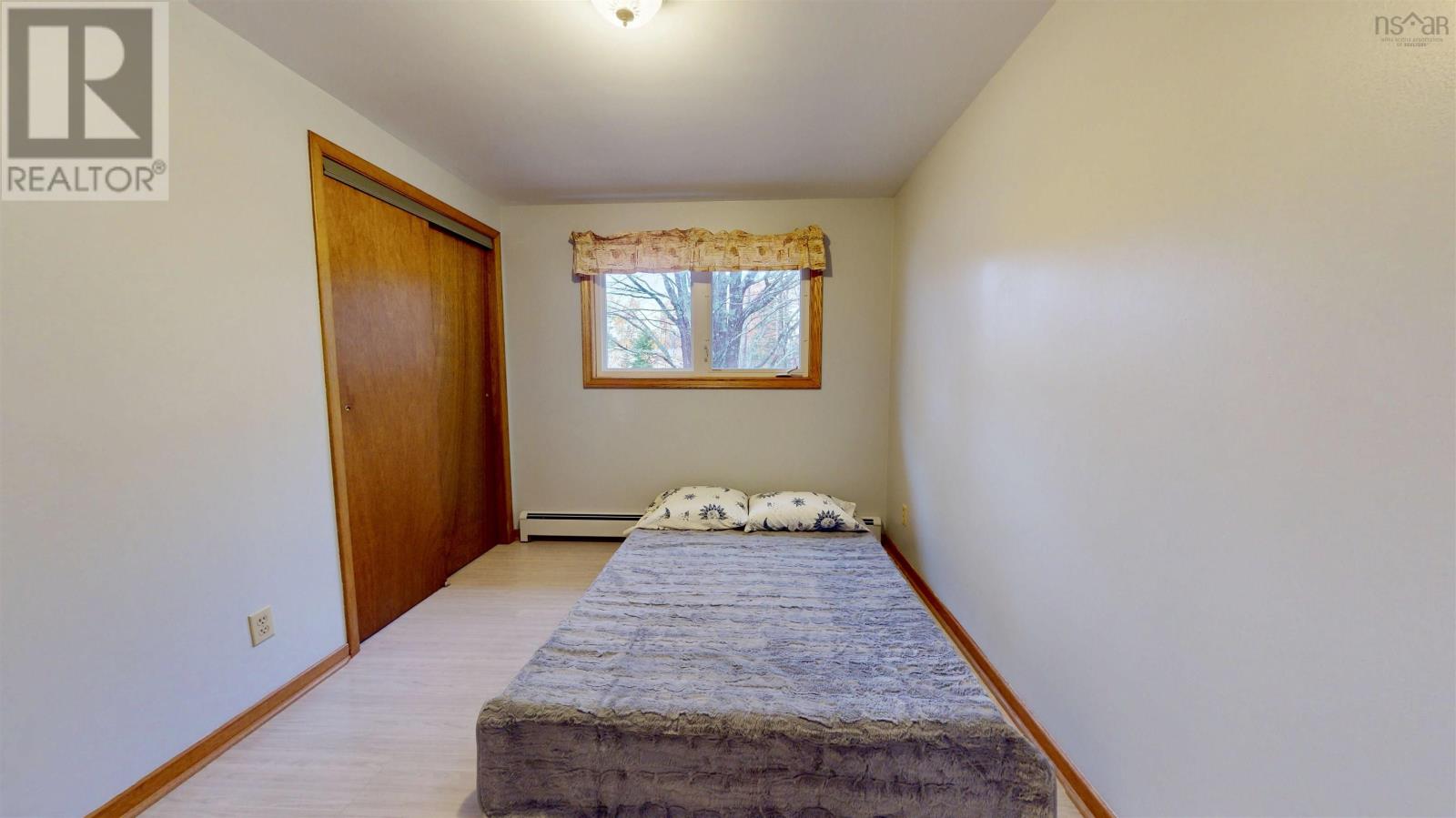 73 Westview Drive Property Photo 10