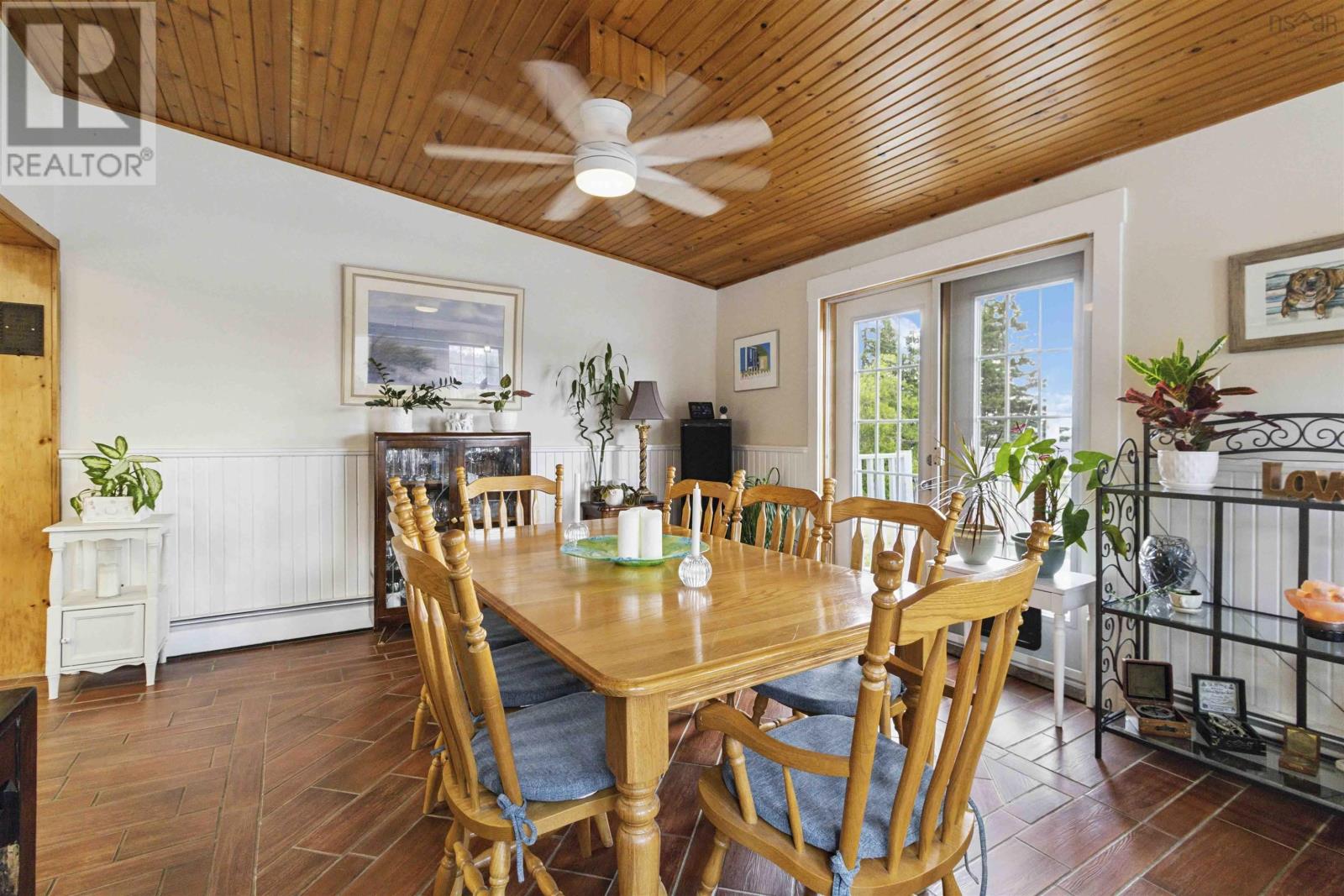 46 Roxbury Road Property Photo 23