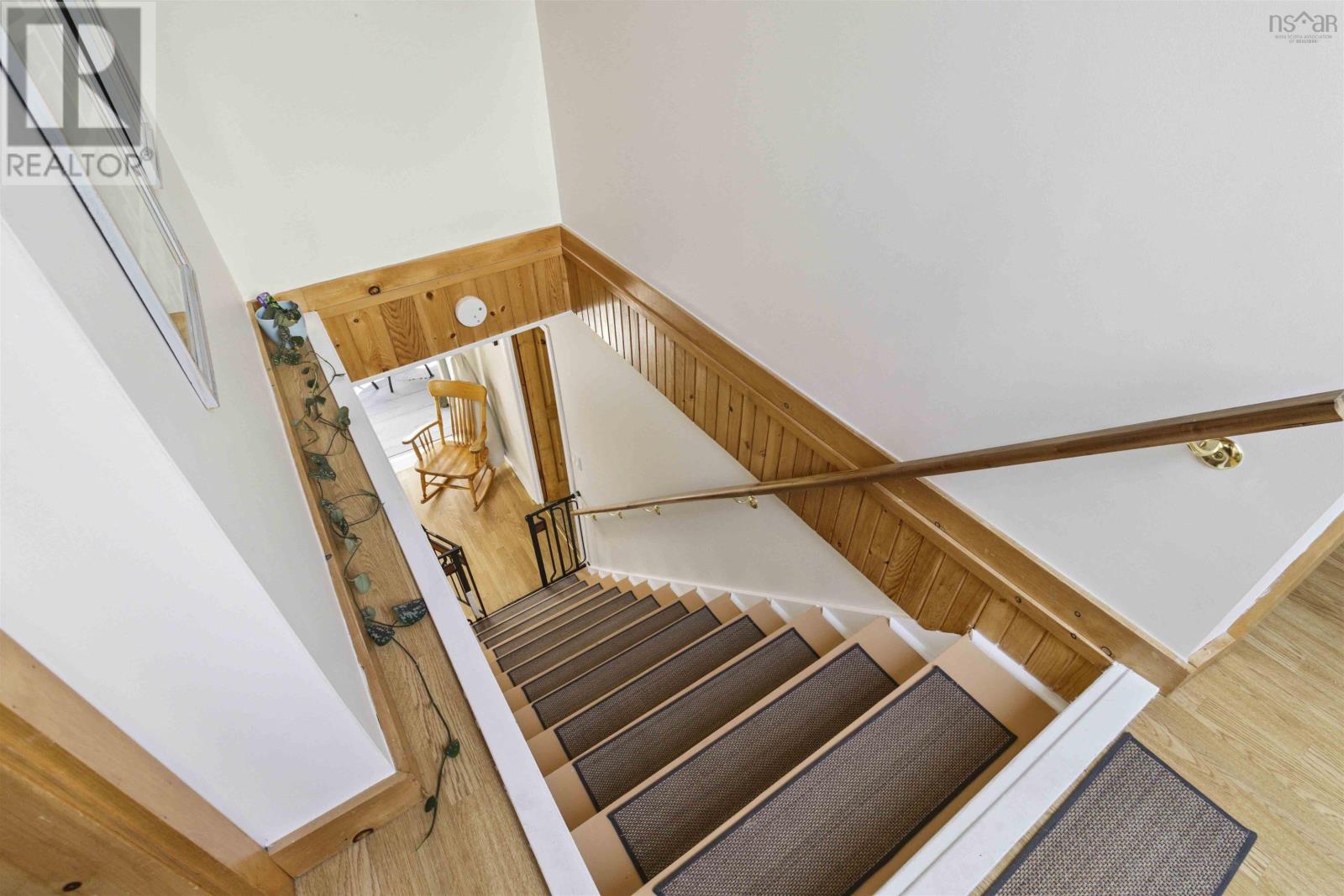 46 Roxbury Road Property Photo 32