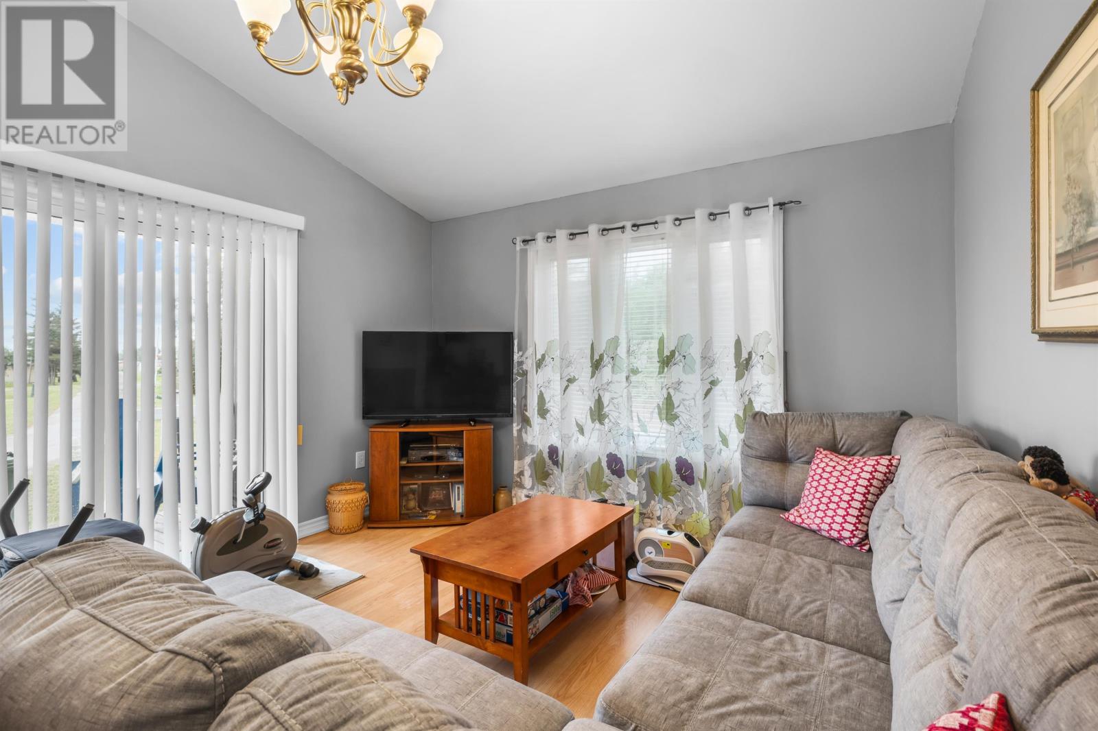 11 Marion Way Property Photo 19