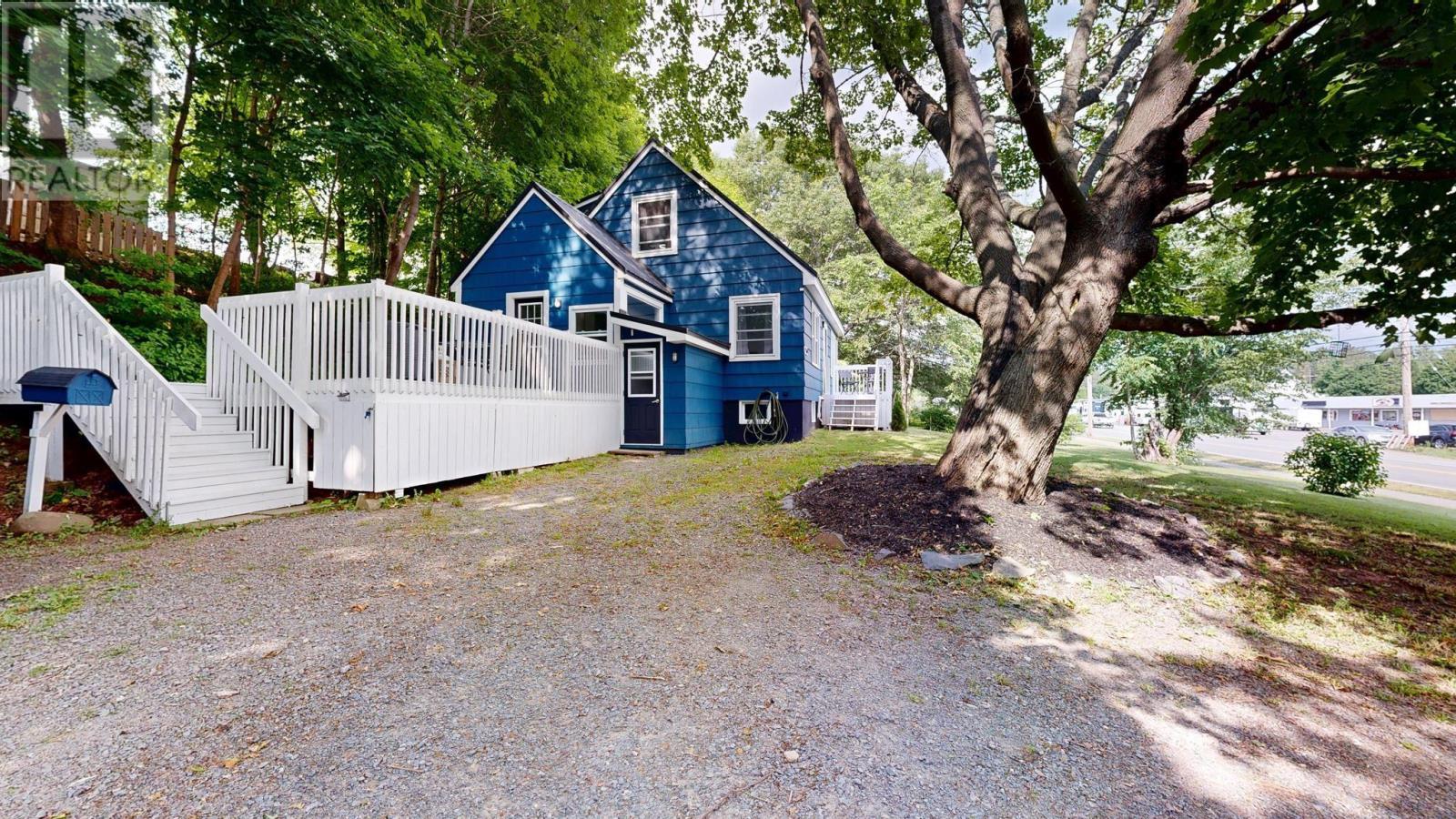 9369 Commercial Street Property Photo 19