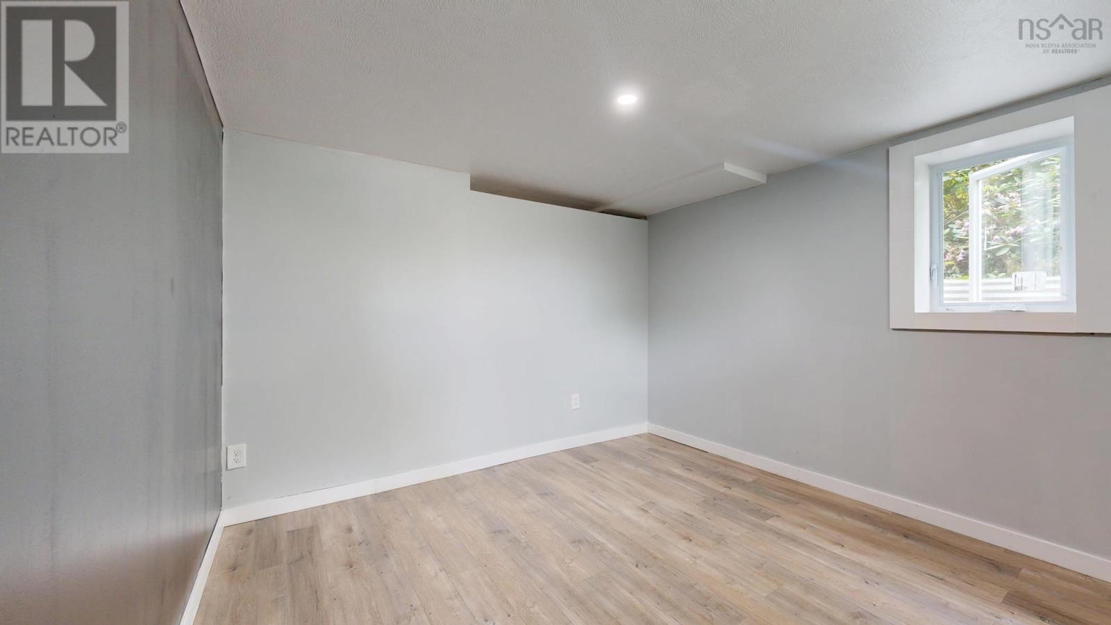 9369 Commercial Street Property Photo 42