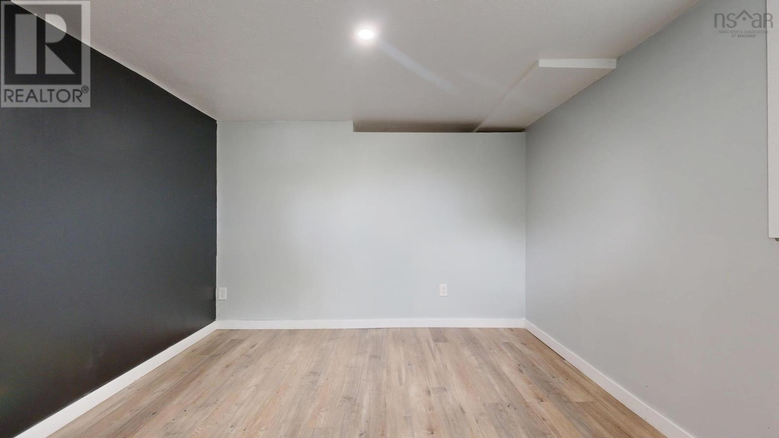9369 Commercial Street Property Photo 43