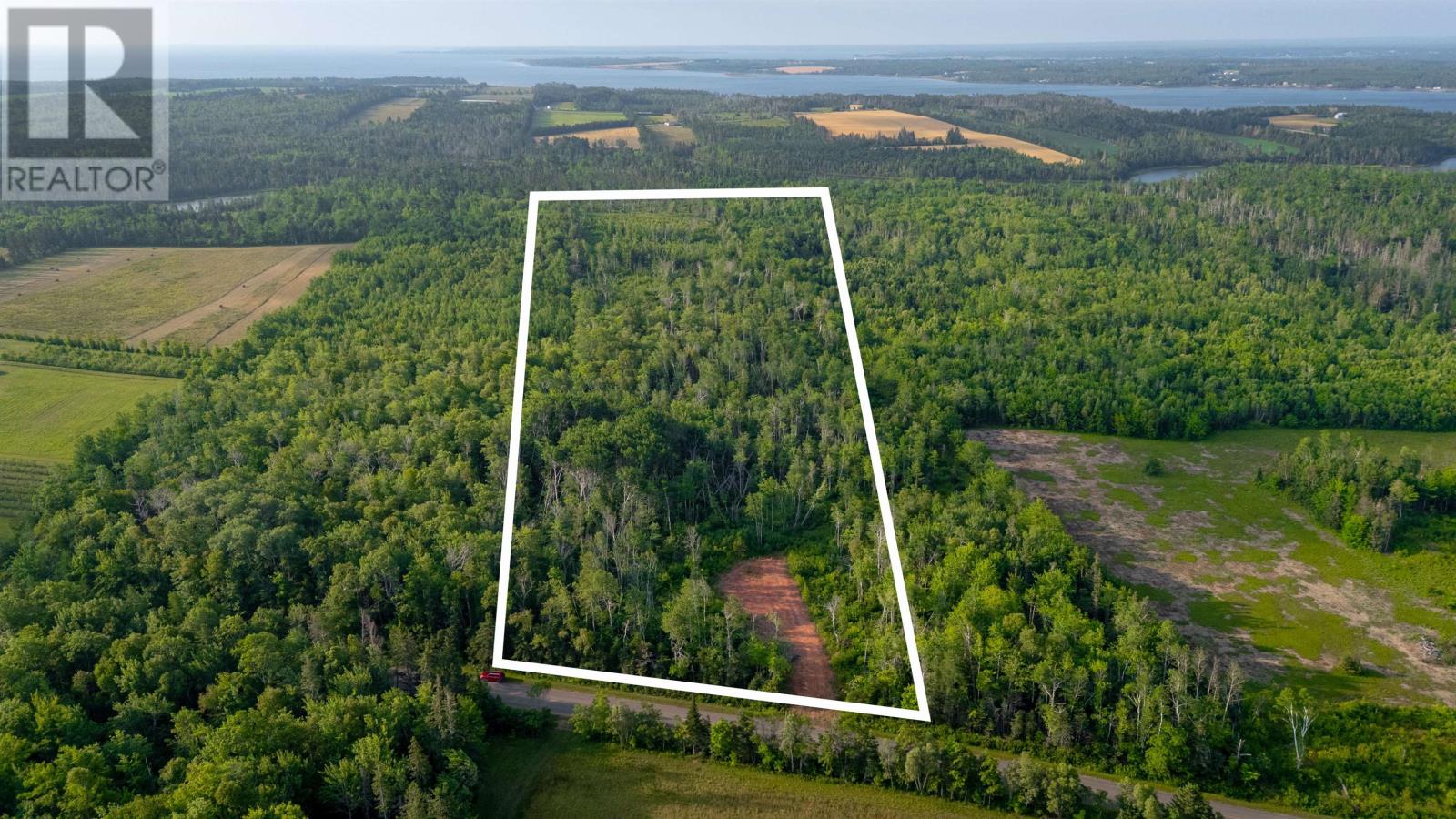 Acreage Launching Road Property Photo 1