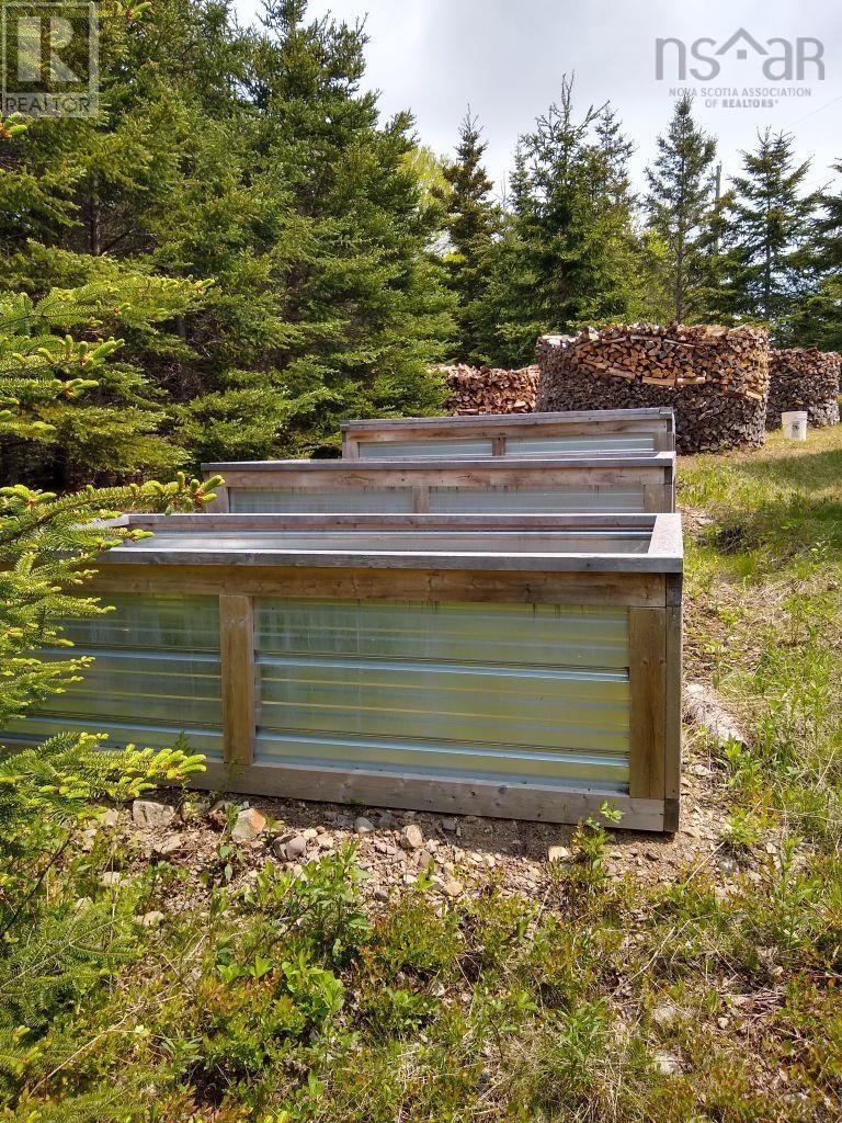 290 Eastside Grand River Property Photo 38