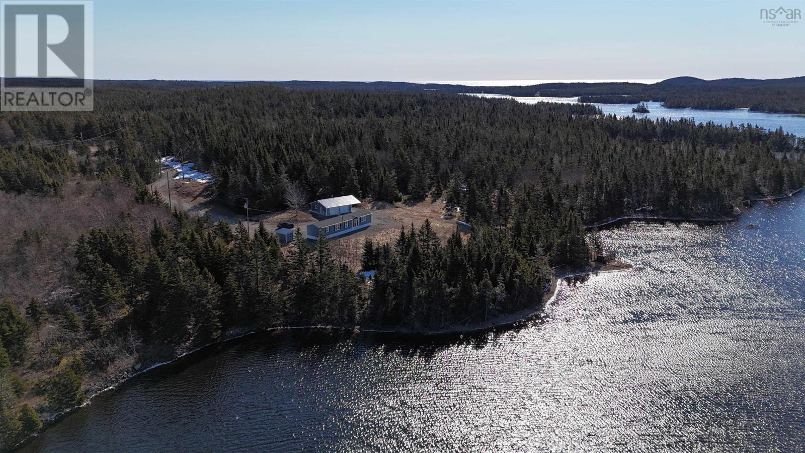 290 Eastside Grand River Property Photo 39