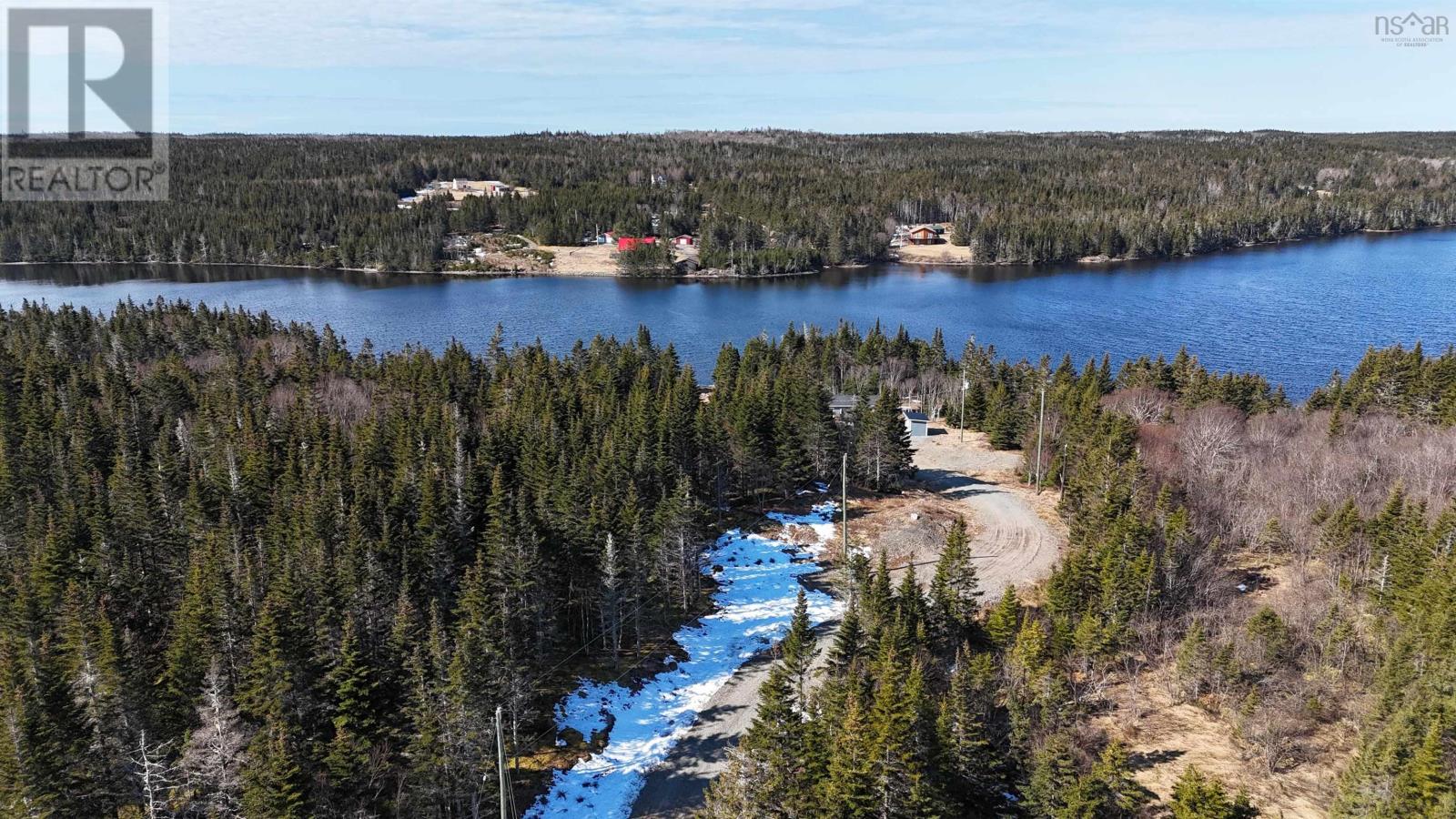 290 Eastside Grand River Property Photo 40