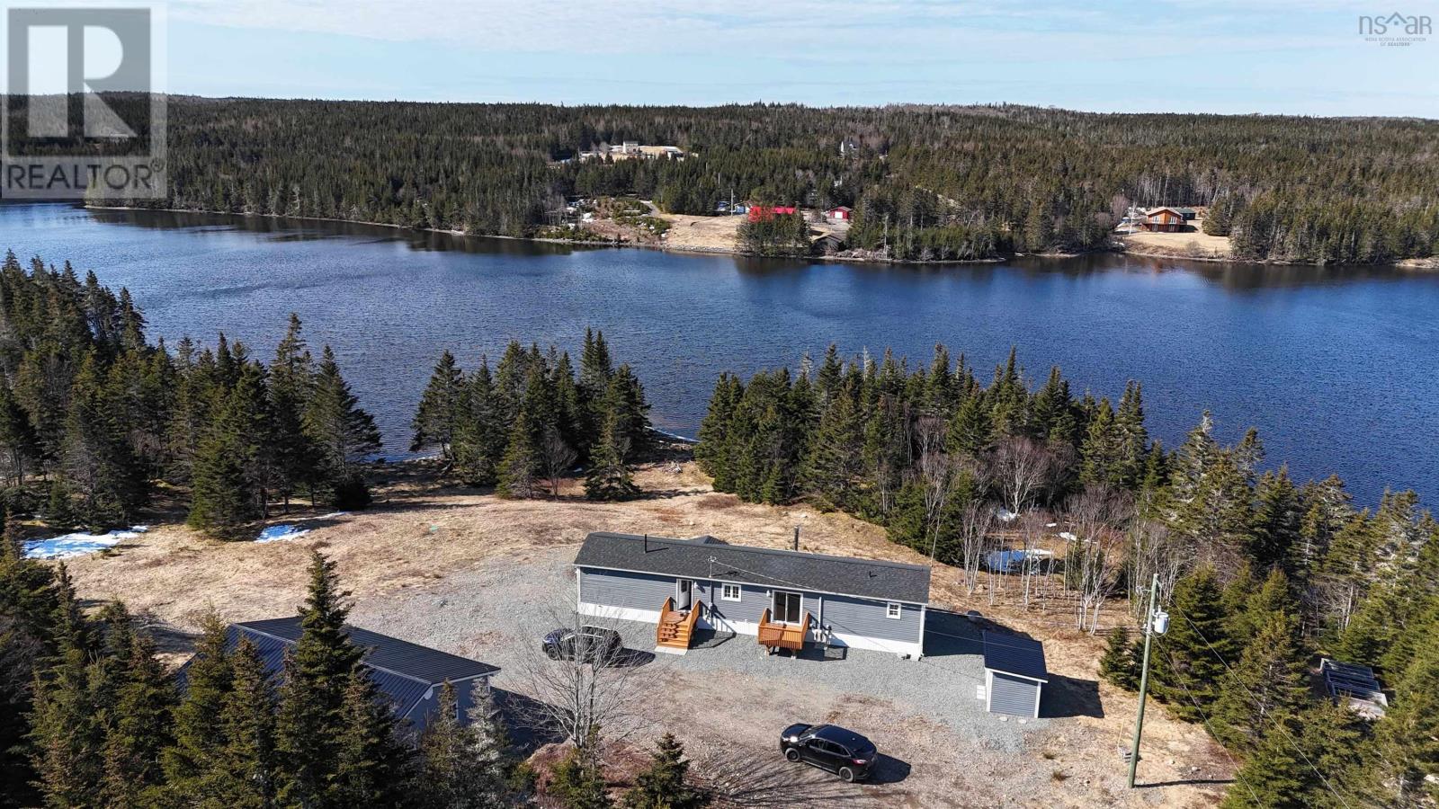 290 Eastside Grand River Property Photo 41