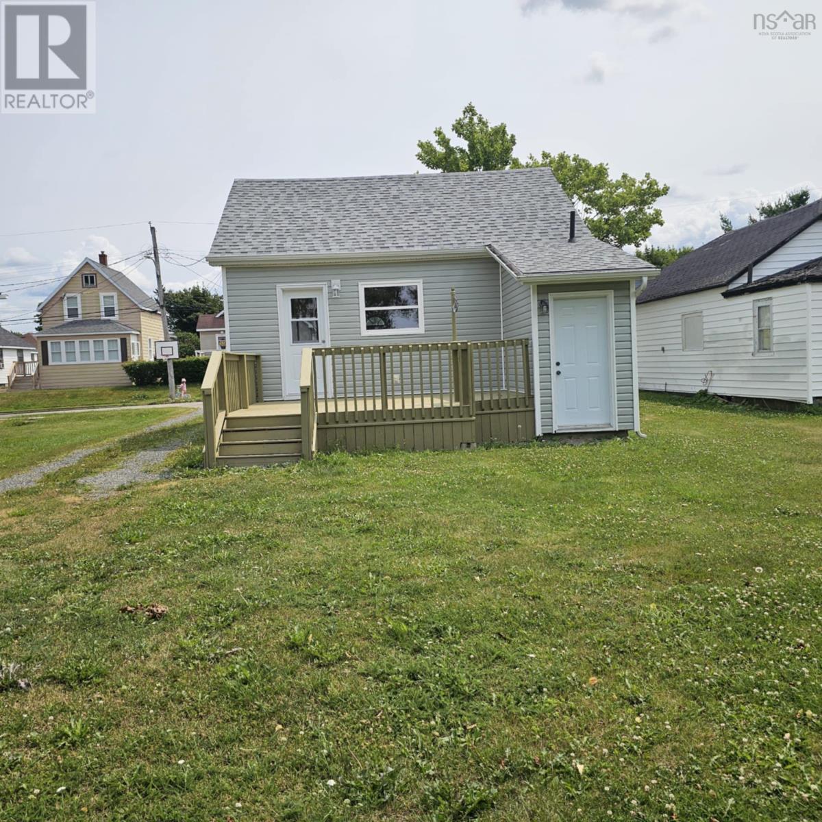 43 Colby Street Property Photo 2