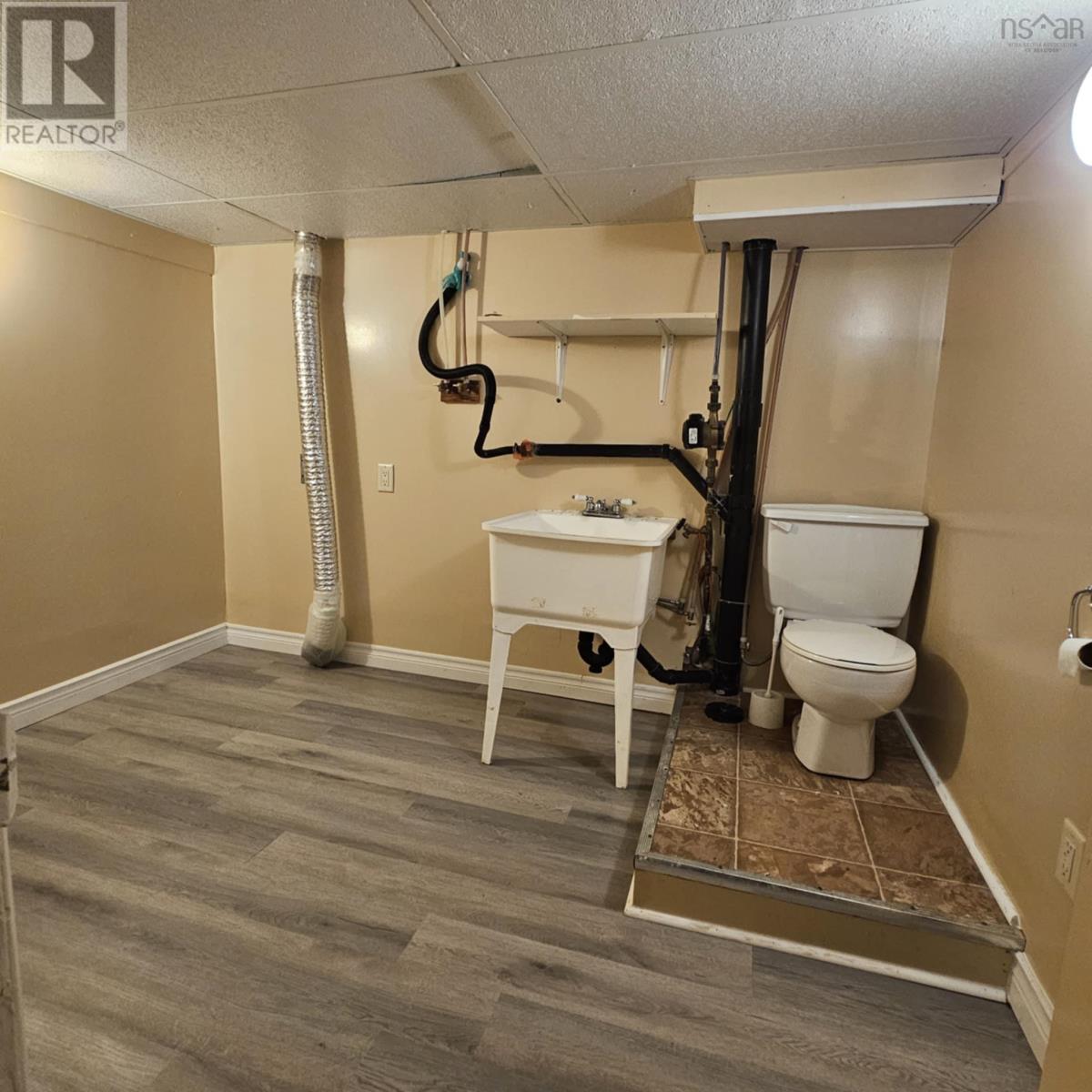 43 Colby Street Property Photo 20