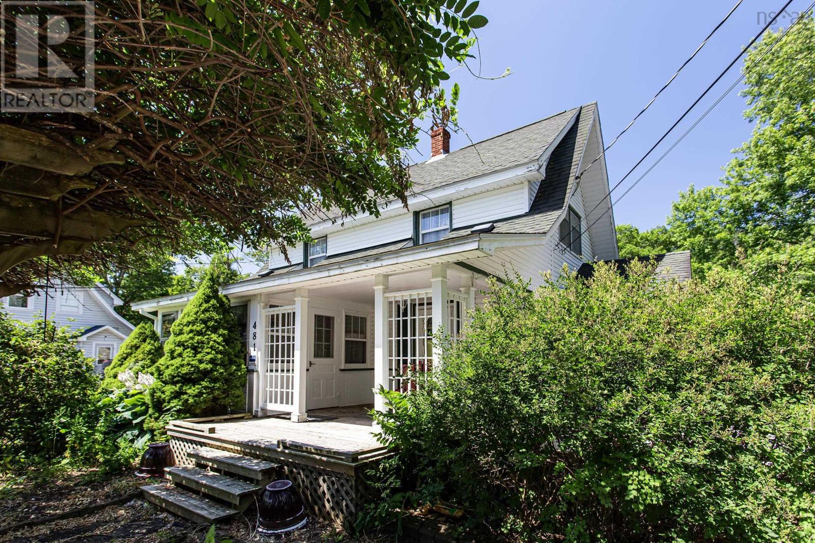 481 Main Street Property Photo
