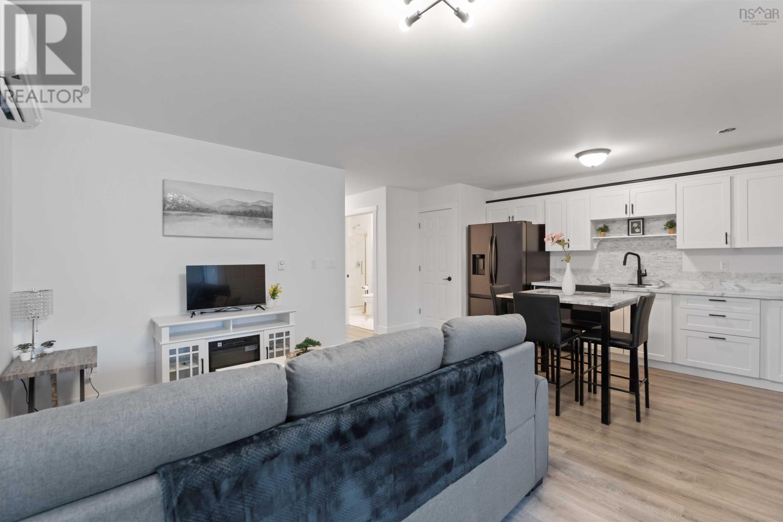 317 Nichols Avenue Property Photo 7