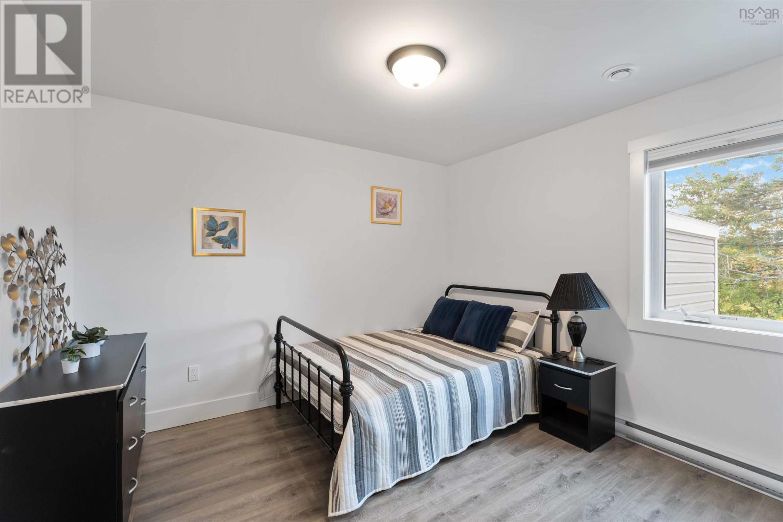 317 Nichols Avenue Property Photo 17