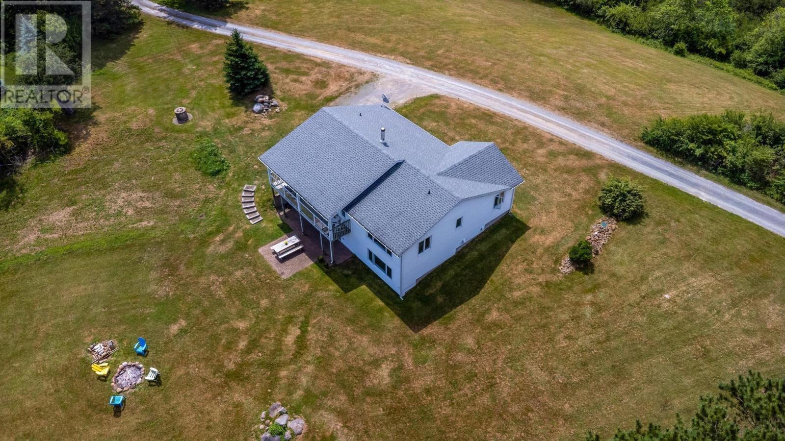 37 Orchard Heights Property Photo 5