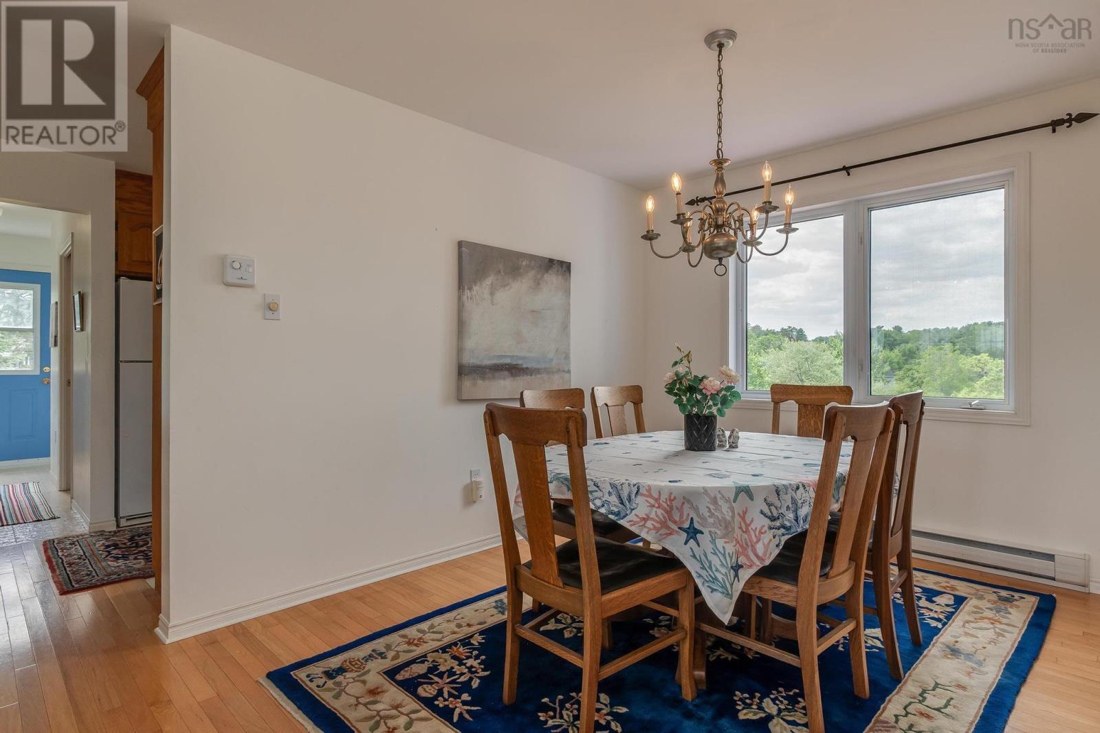 37 Orchard Heights Property Photo 15