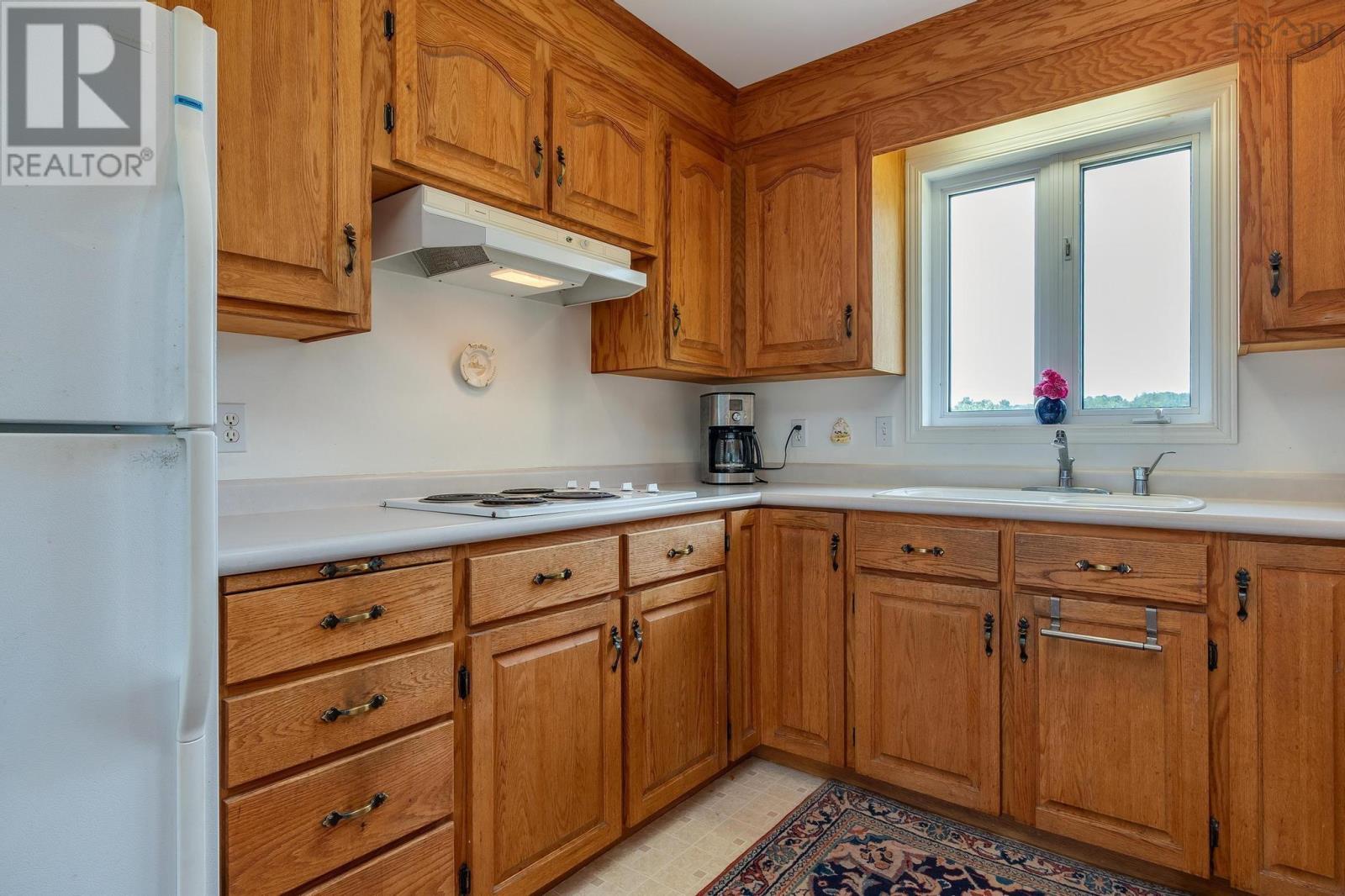 37 Orchard Heights Property Photo 17