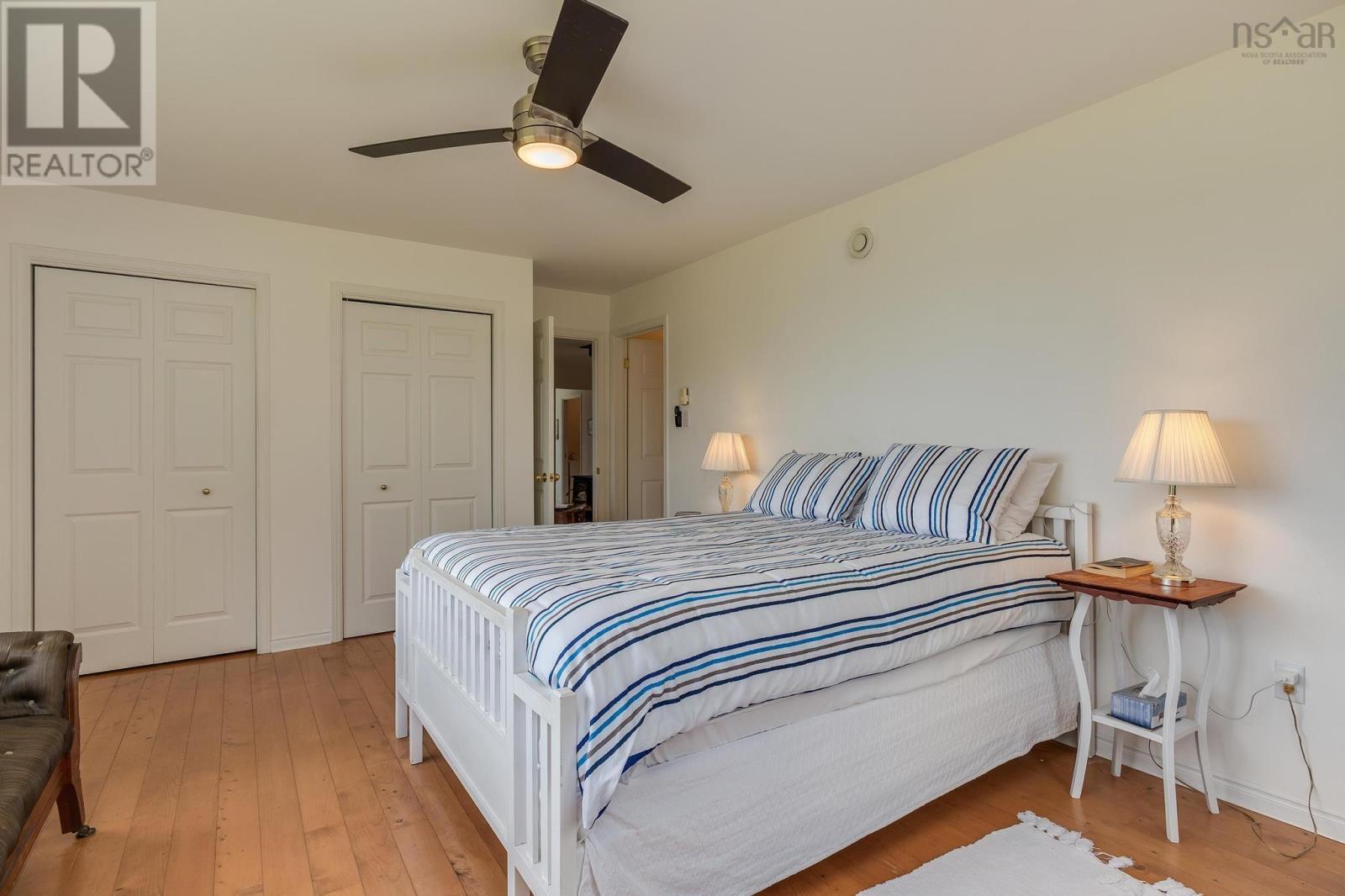 37 Orchard Heights Property Photo 22