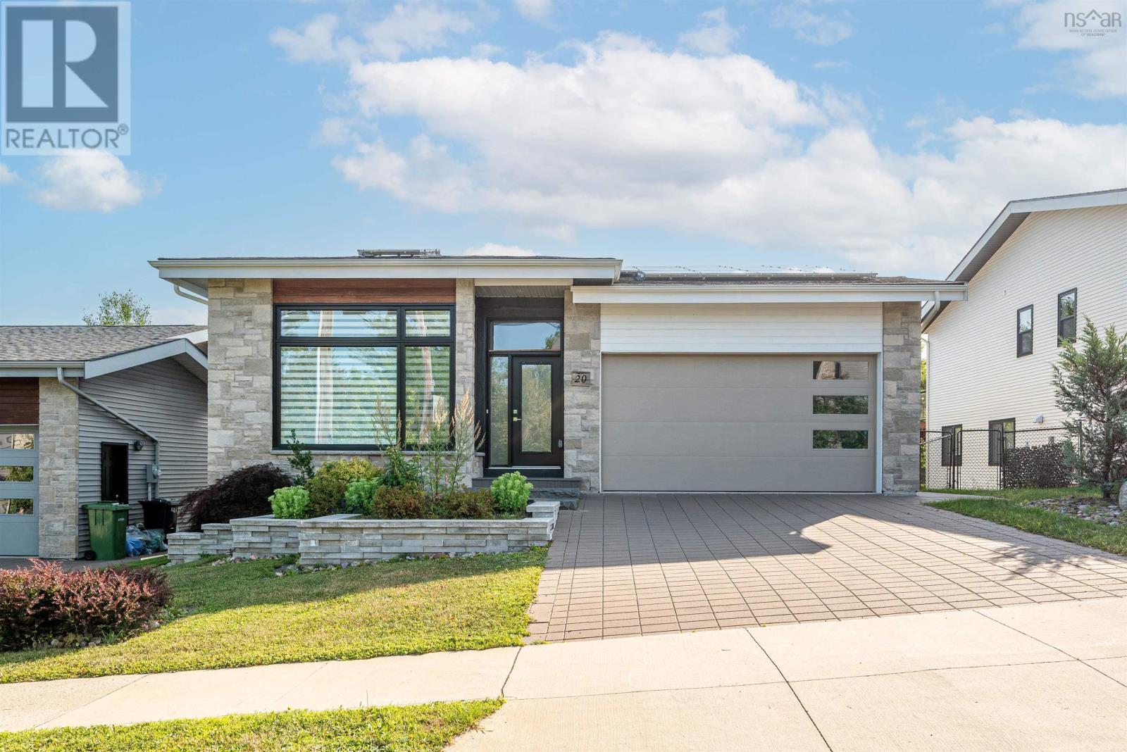 20 Bradford Place Property Photo 1