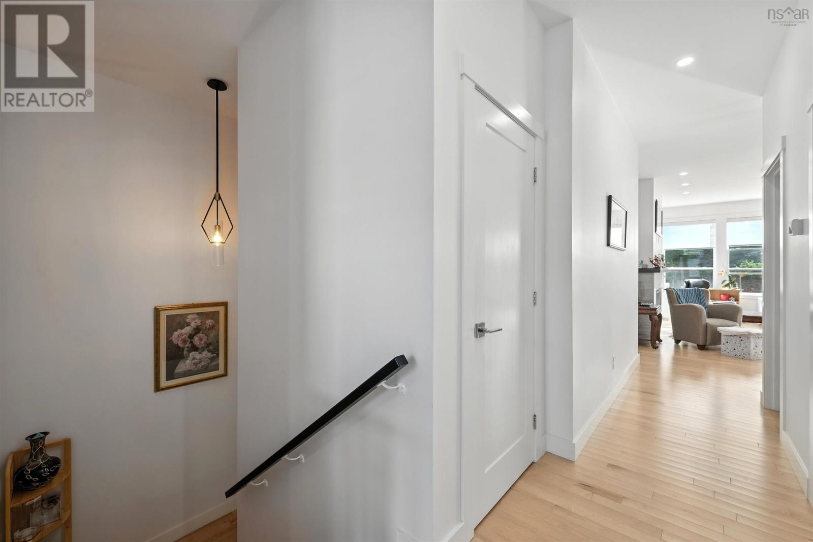 20 Bradford Place Property Photo 4