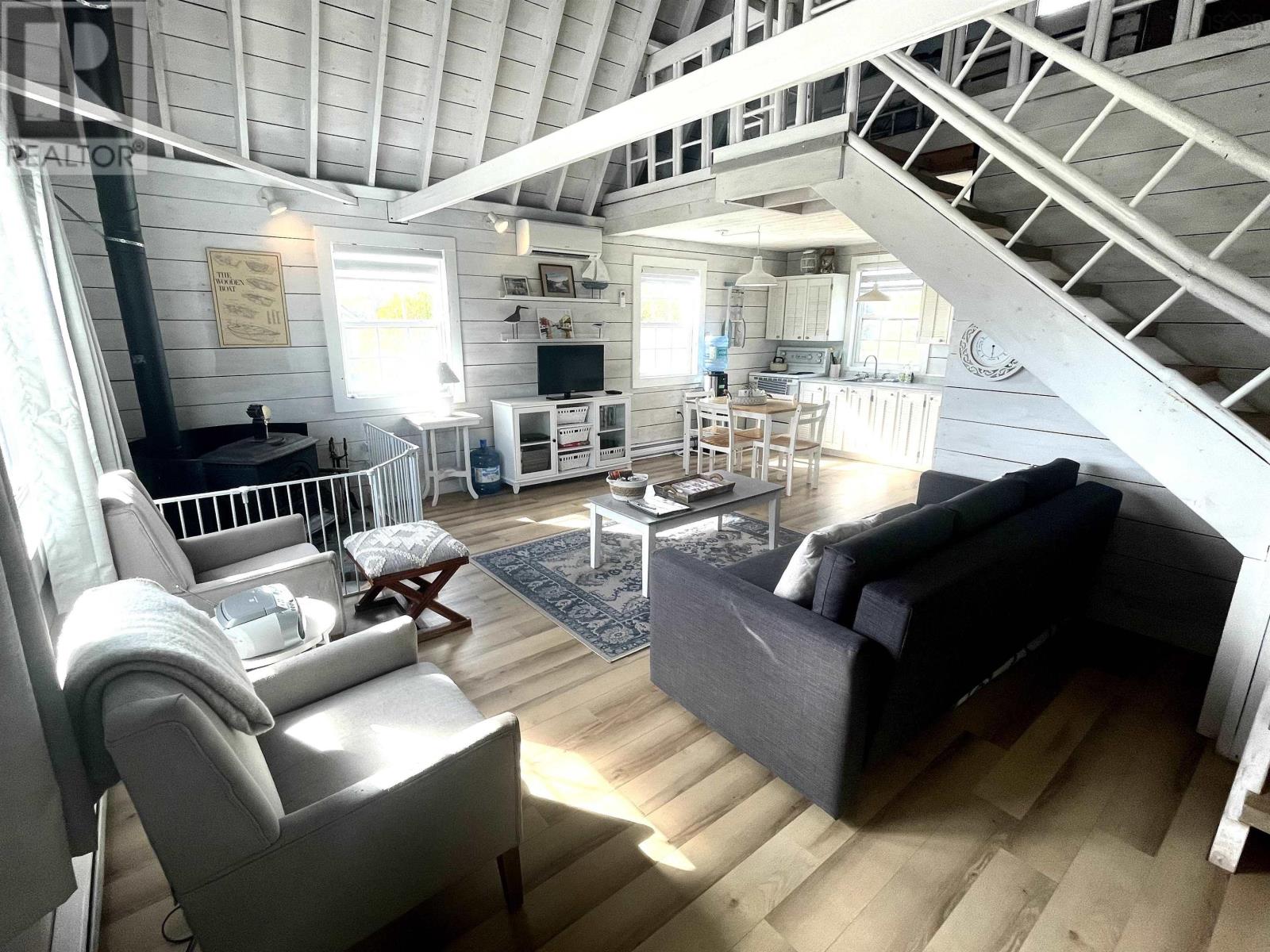 4080 Malagash Road Property Photo 12