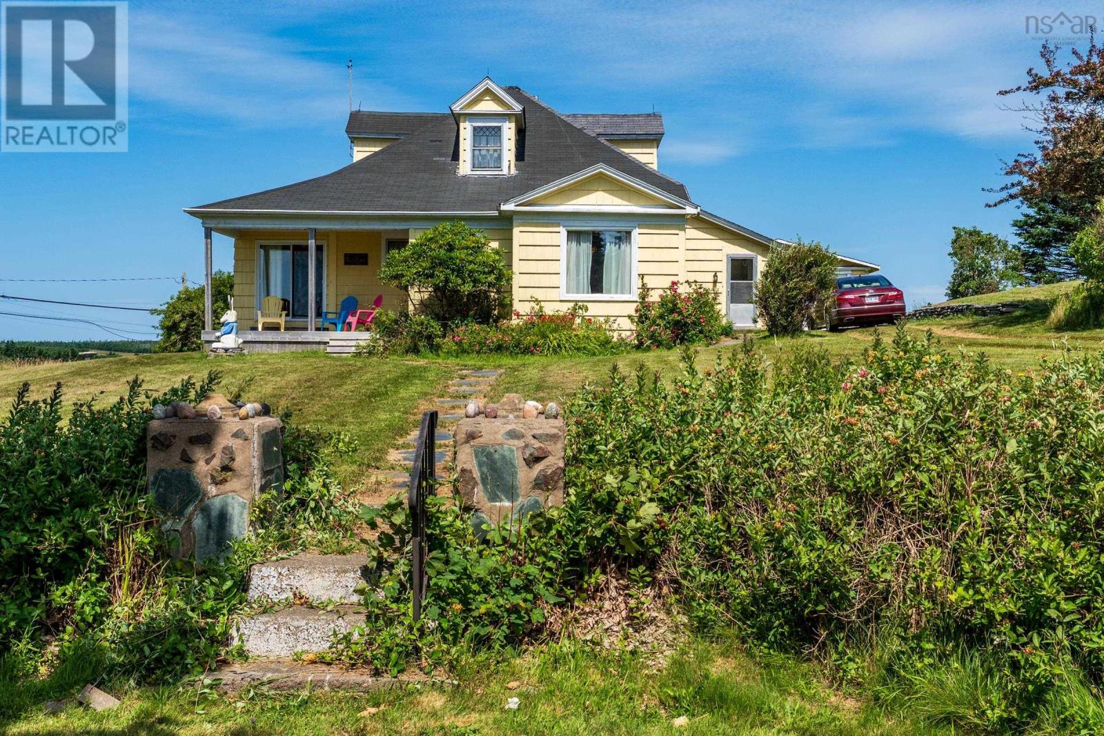 2504 Highway 1 Property Photo 10