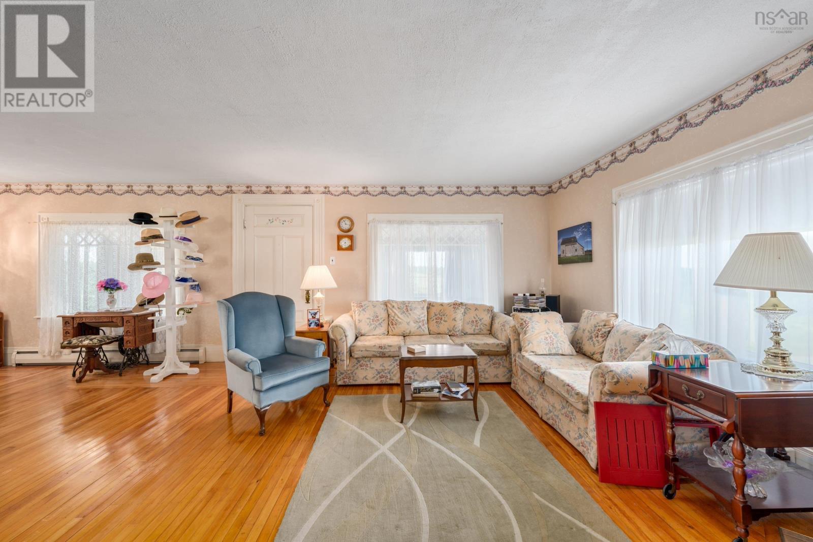 2504 Highway 1 Property Photo 27