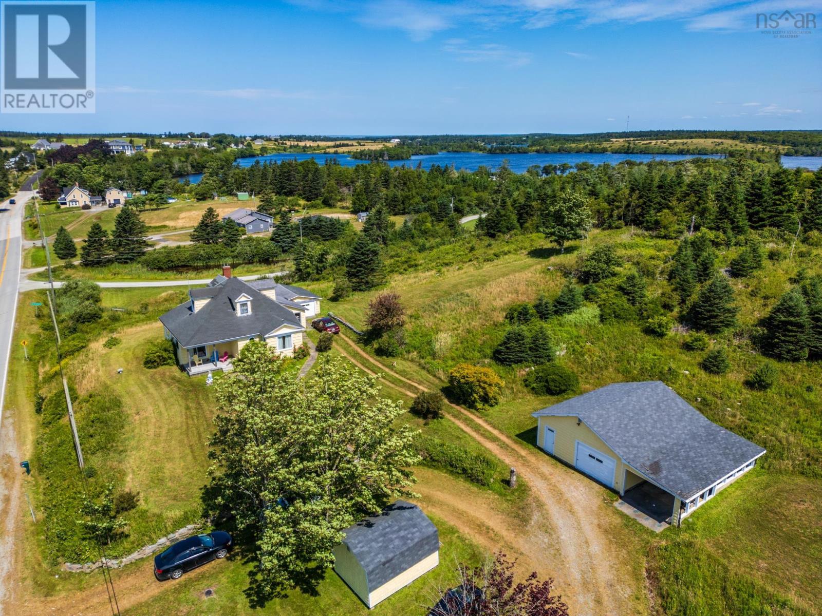 2504 Highway 1 Property Photo 40