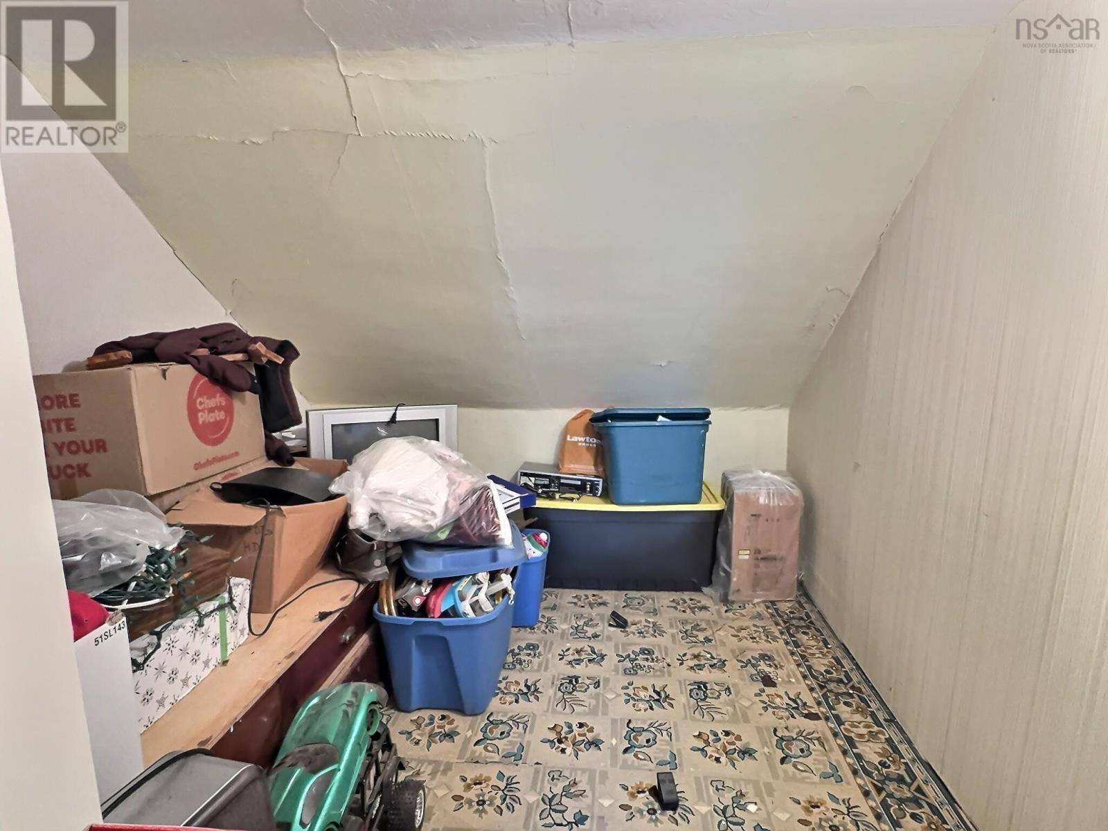 5588 204 Highway Property Photo 14