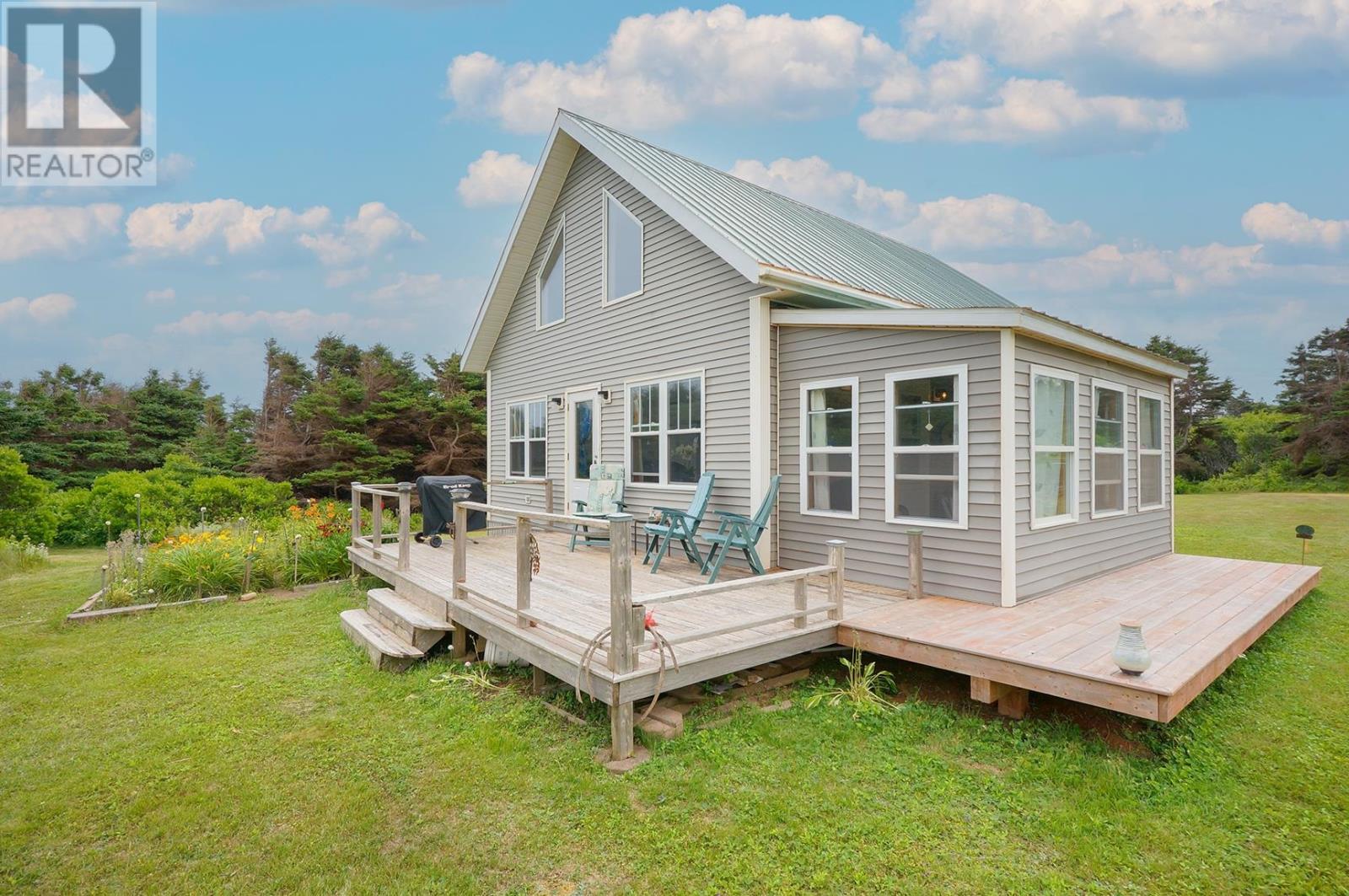 275 Bear Shore Road Property Photo 4