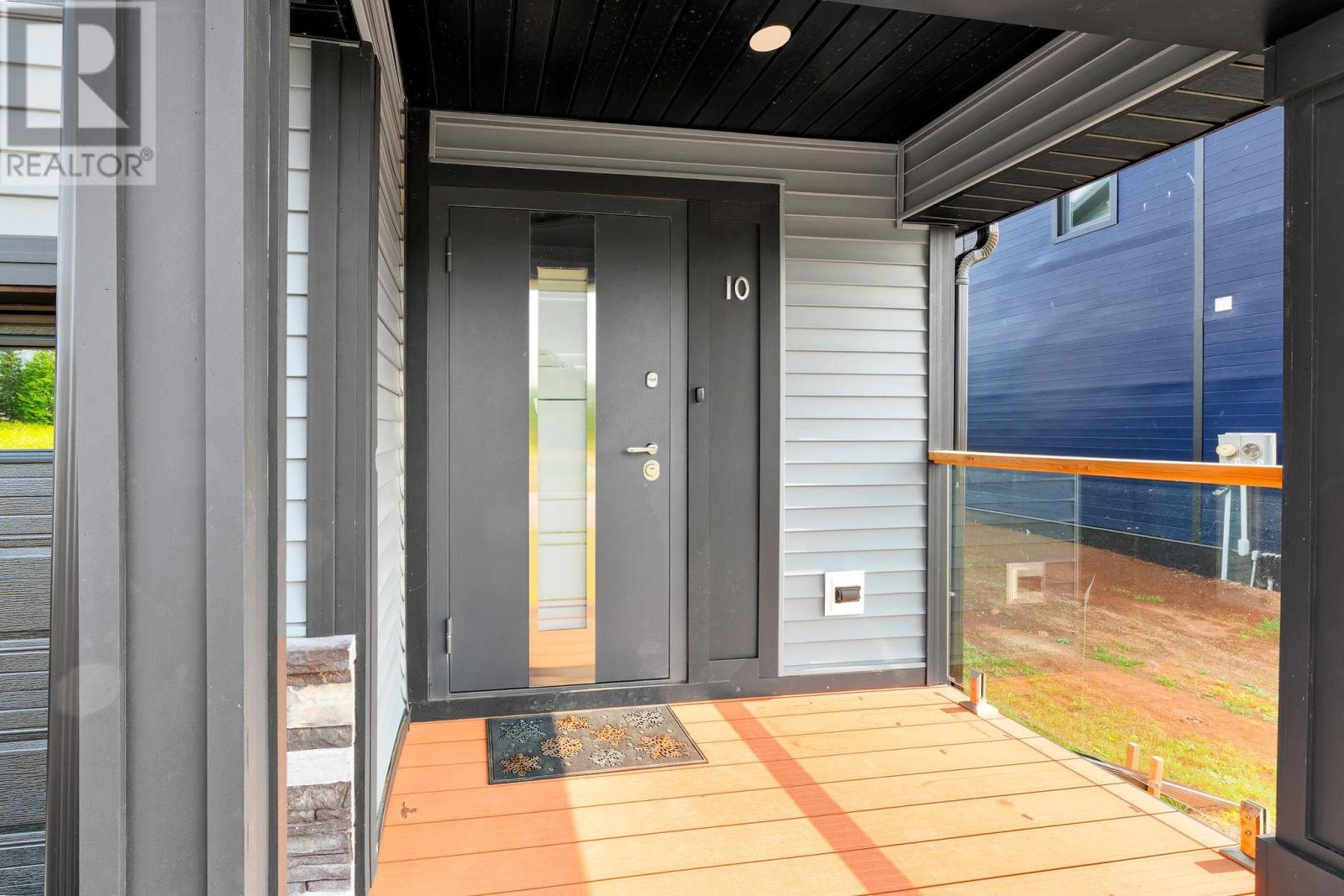 10 Enderis Lane Property Photo 3