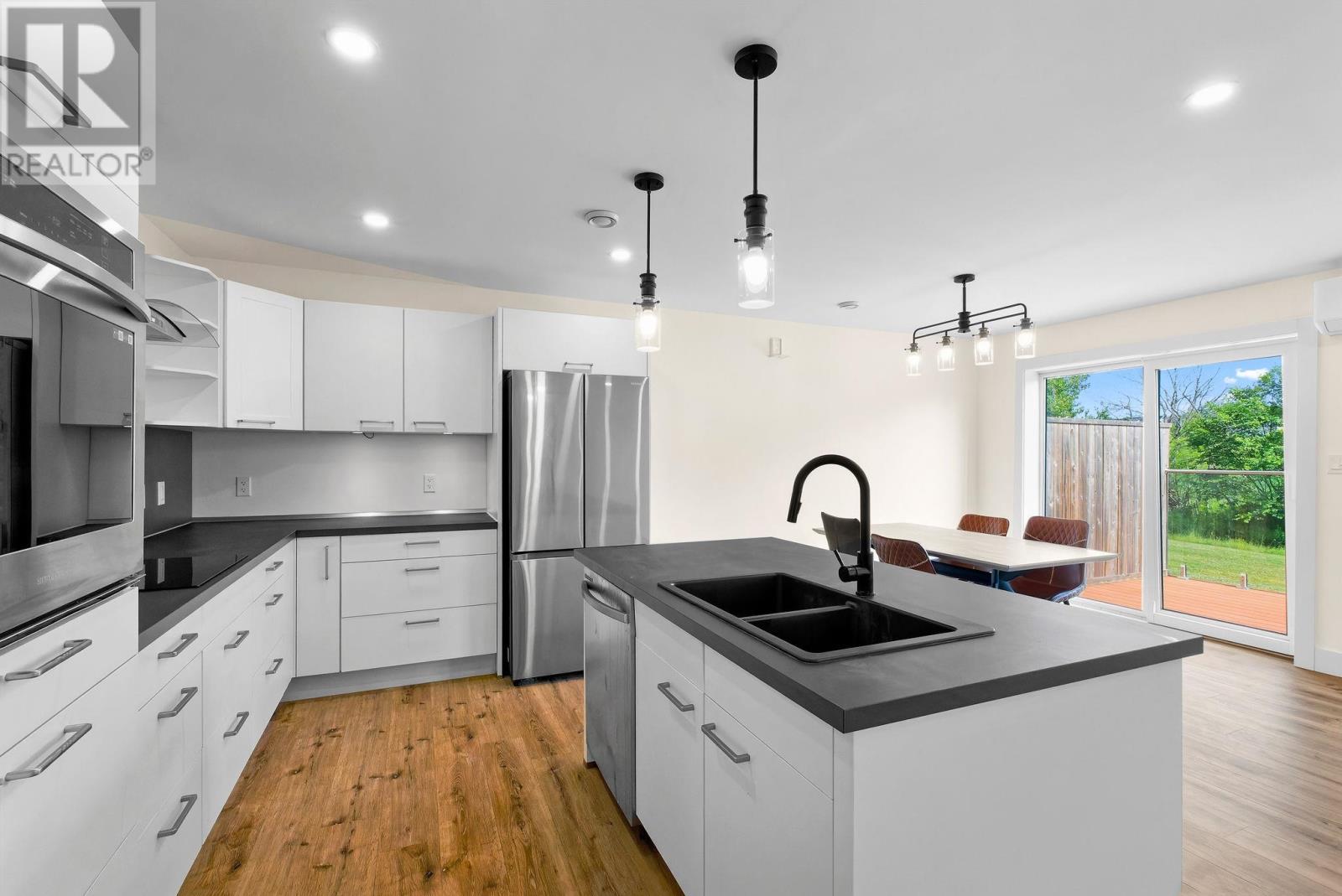 10 Enderis Lane Property Photo 6