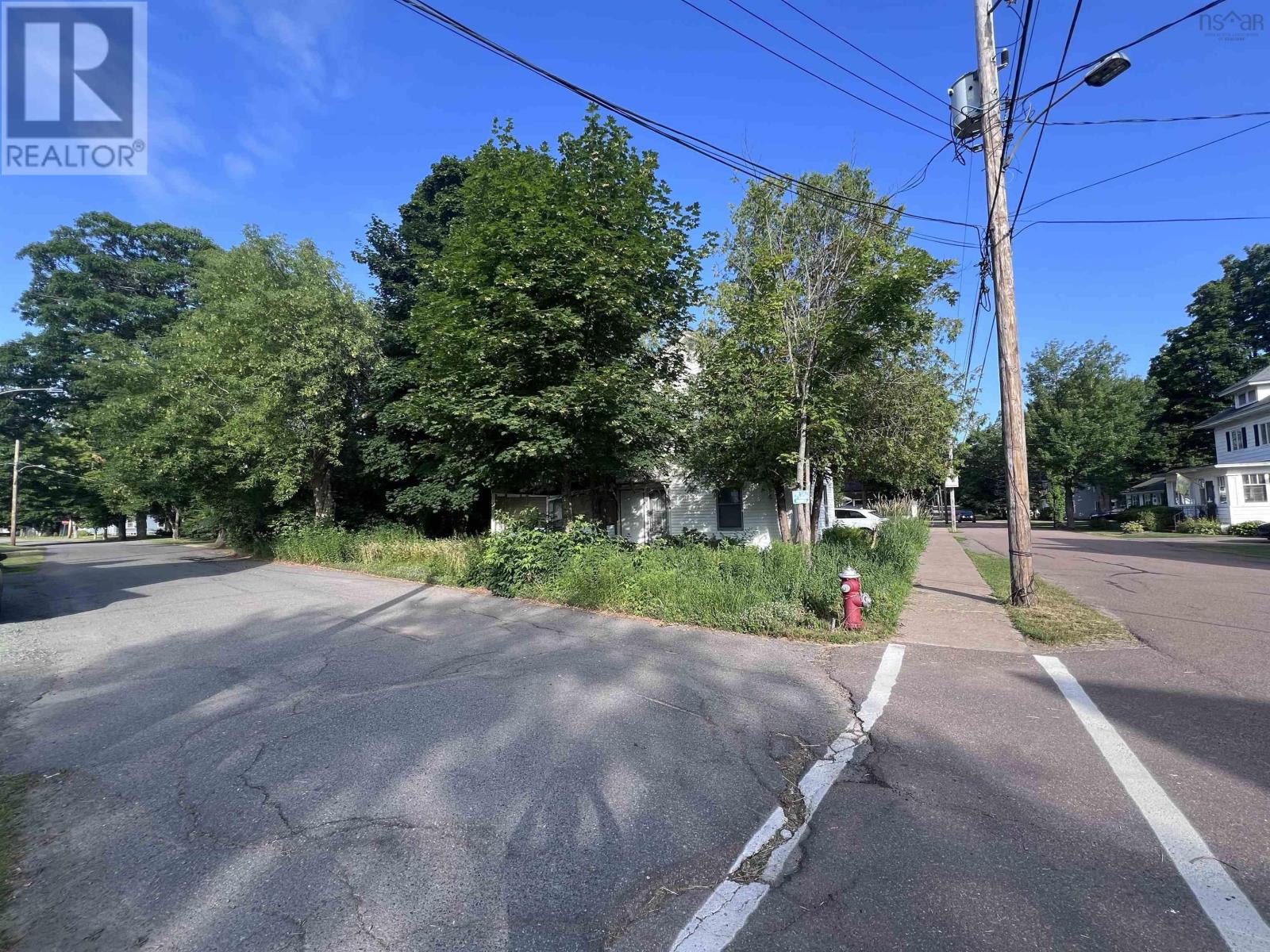 63 Elm Street Property Photo 4