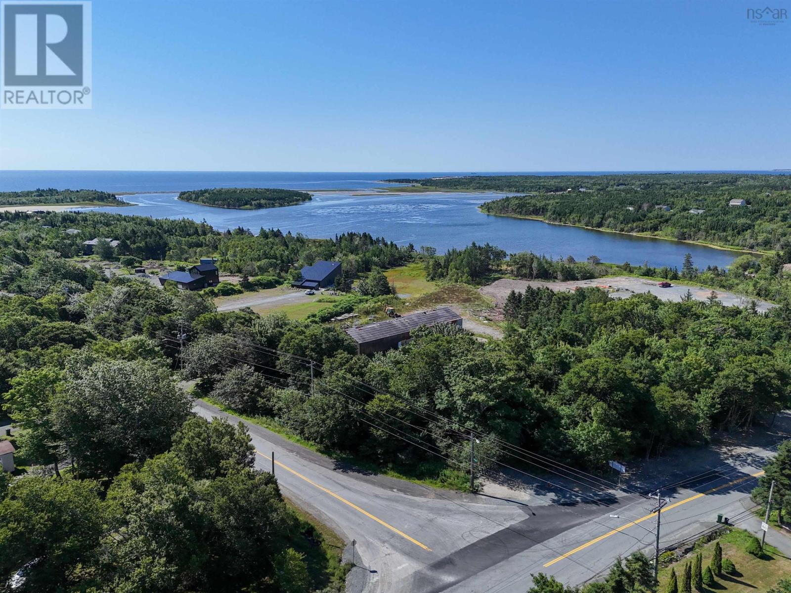 1015 Cow Bay Road Property Photo 17