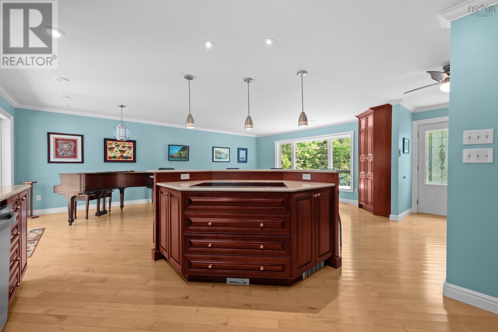 617 Highway 277 Property Photo 8