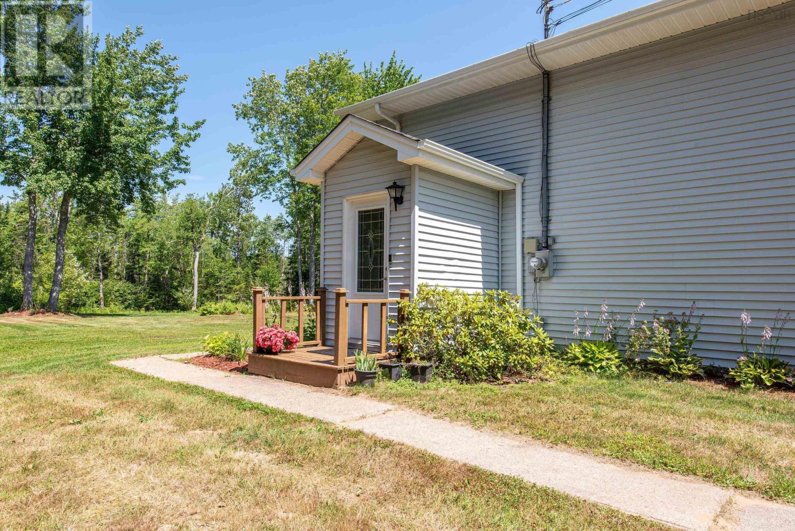 617 Highway 277 Property Photo 34