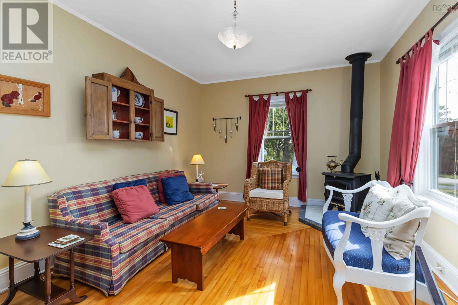 42 Back Road Property Photo 10