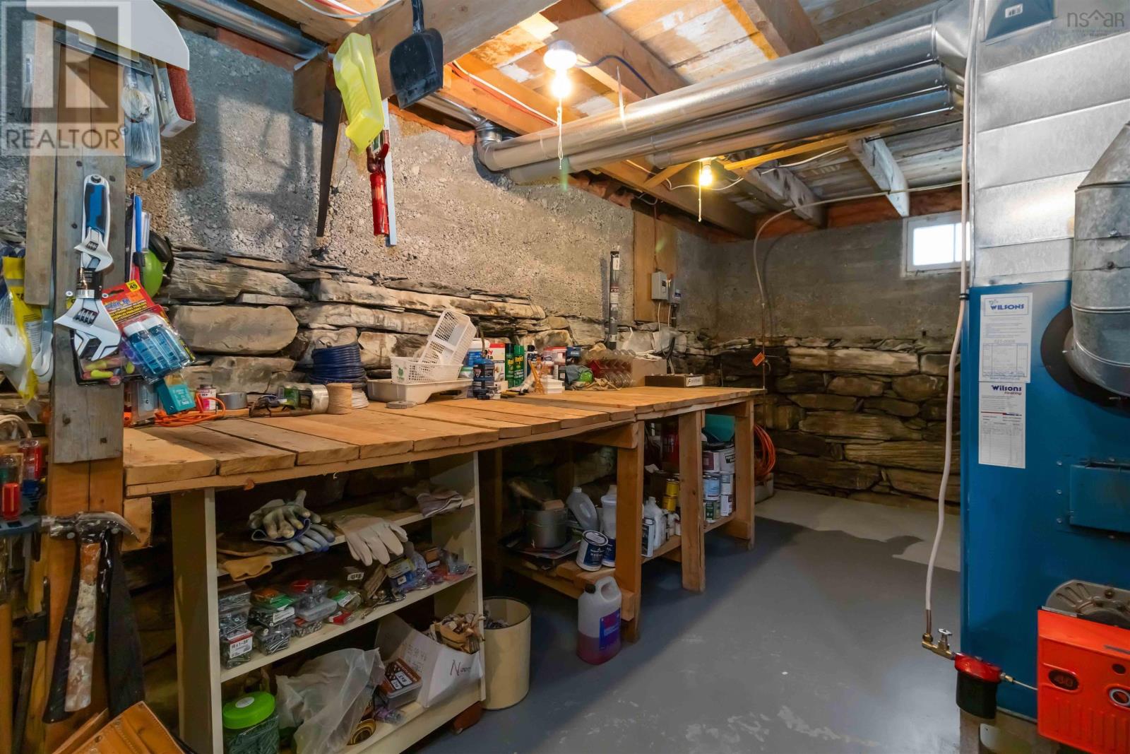 42 Back Road Property Photo 39