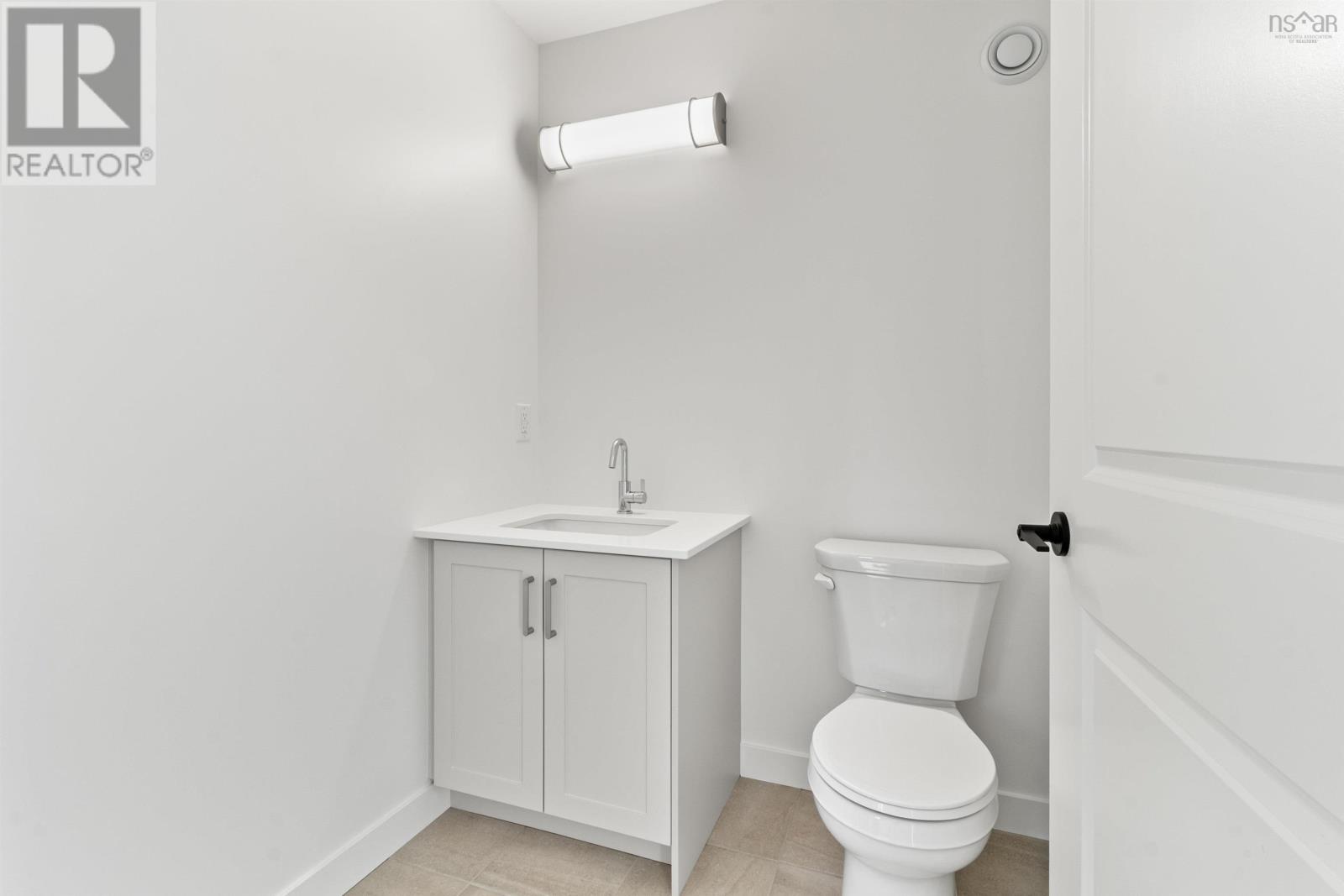 28 Simona Drive #3 Property Photo 11