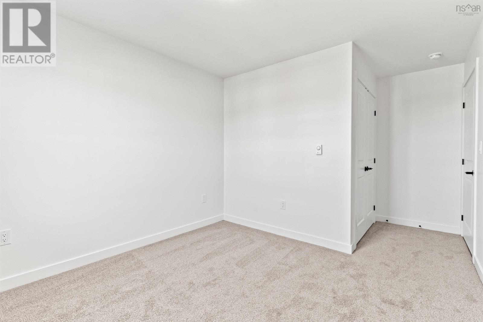 28 Simona Drive #3 Property Photo 20