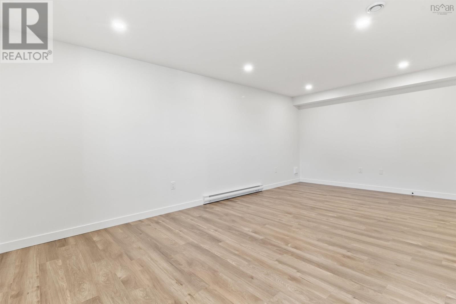 28 Simona Drive #3 Property Photo 22