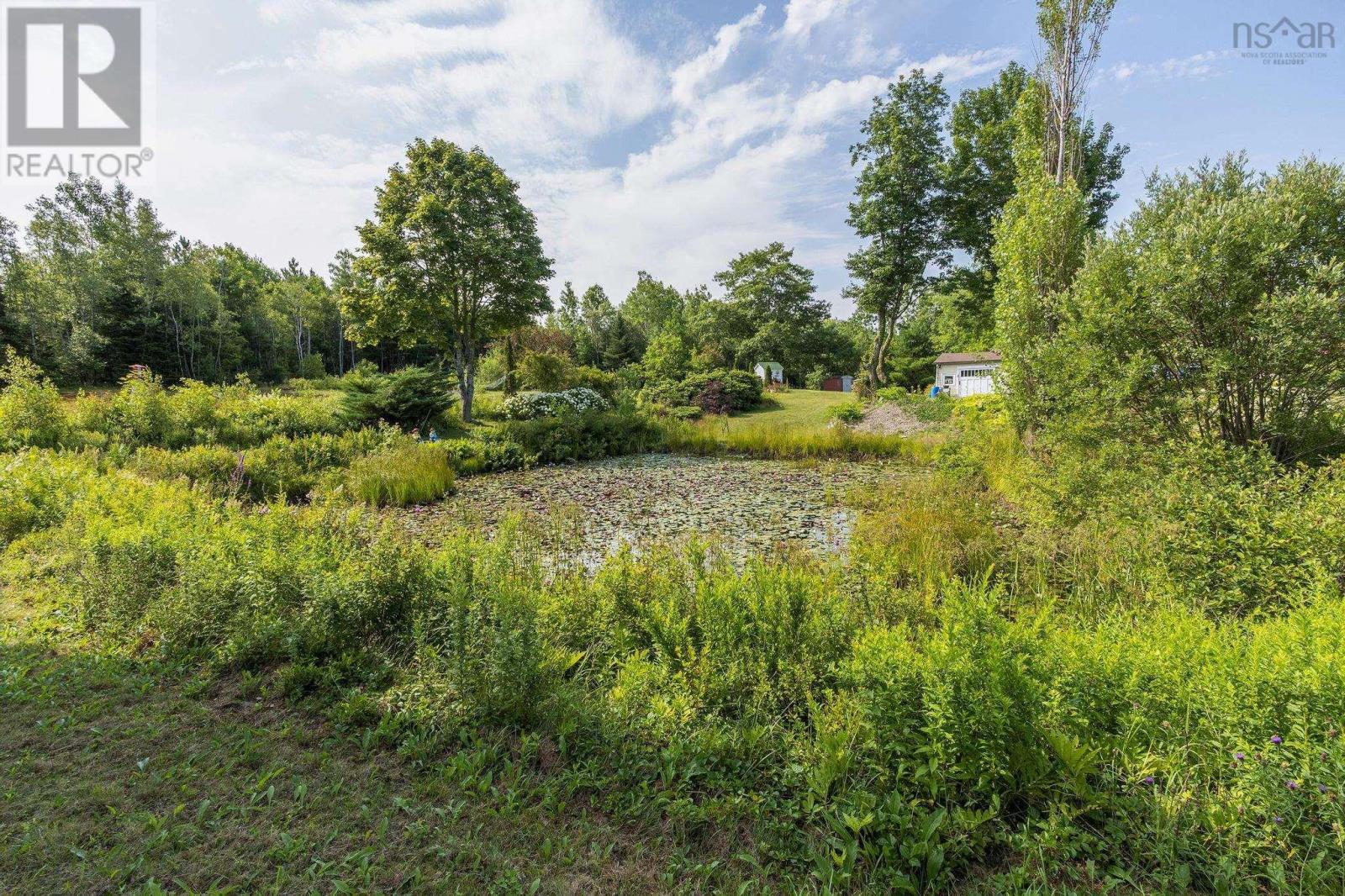 18665 Highway 103 Property Photo 16