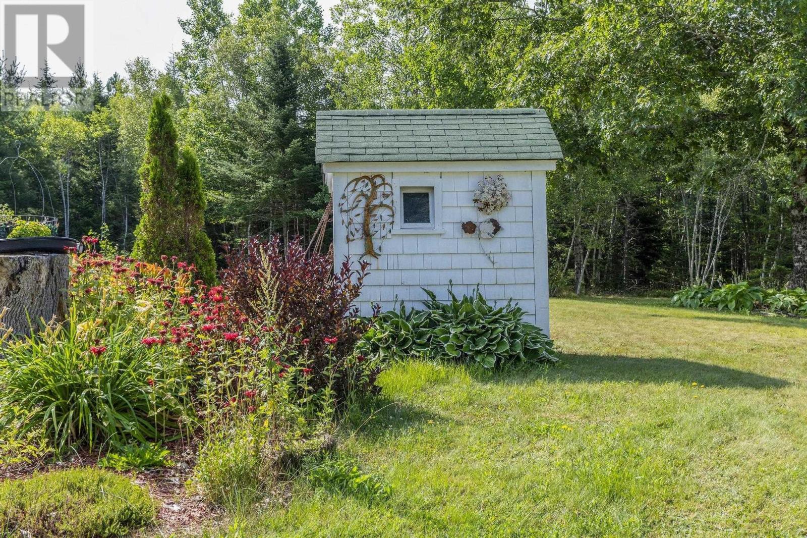 18665 Highway 103 Property Photo 18