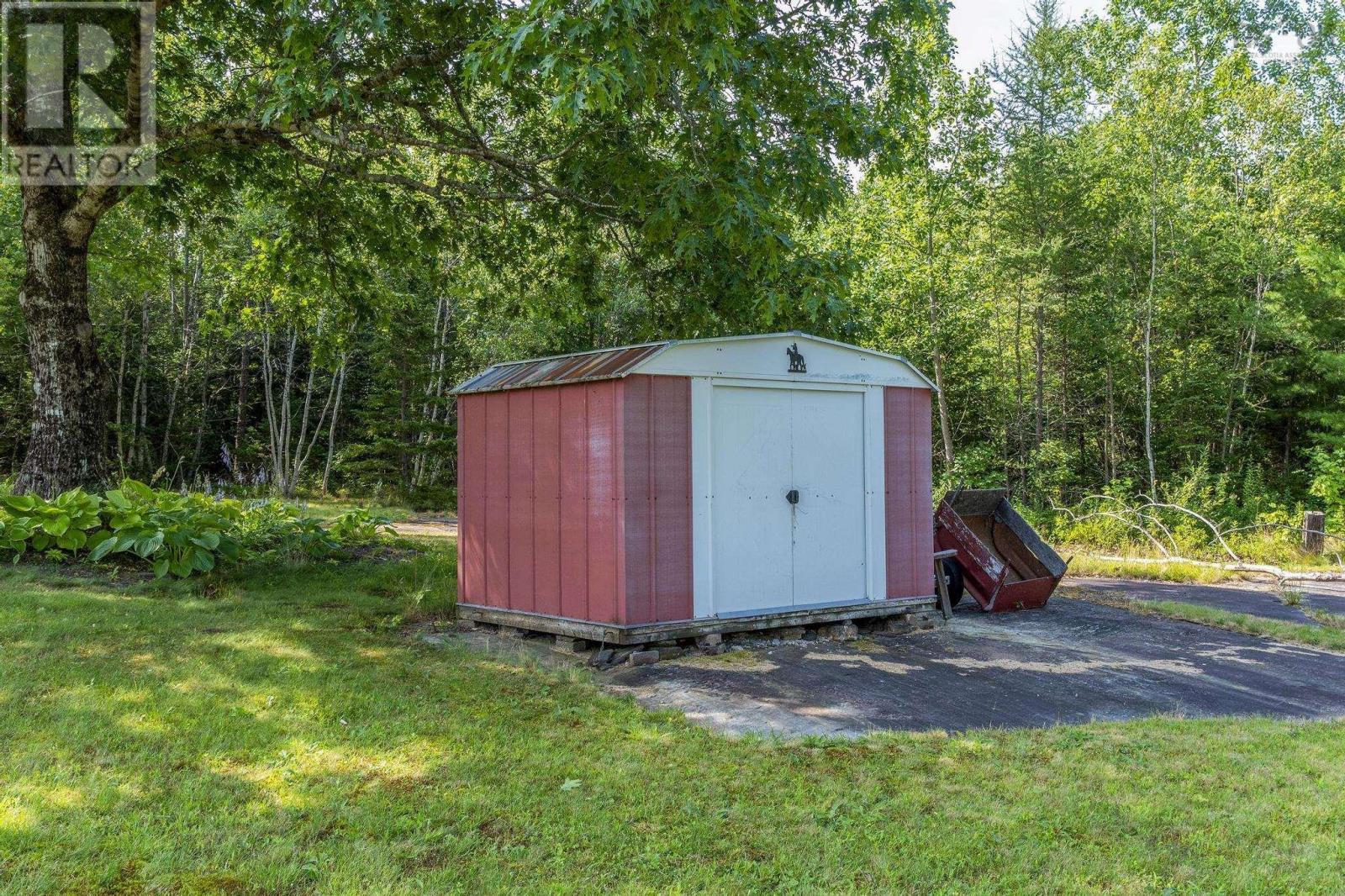 18665 Highway 103 Property Photo 19
