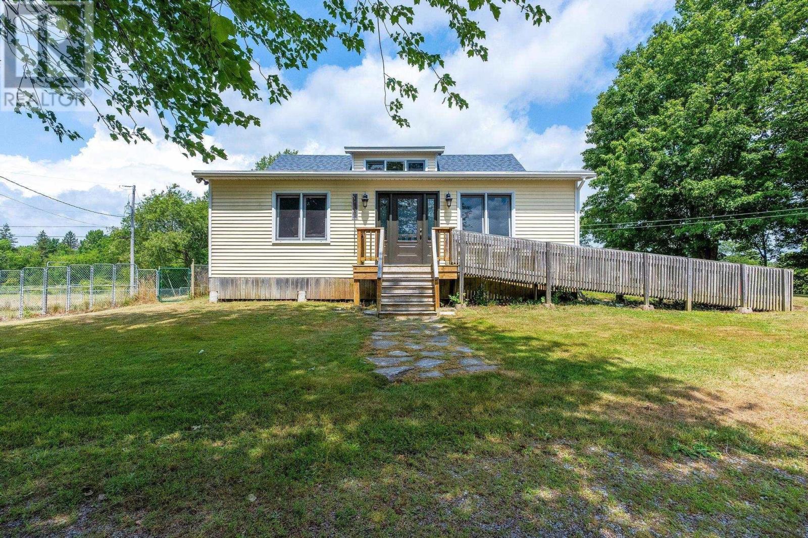 85 Greenhouse Road Property Photo 48