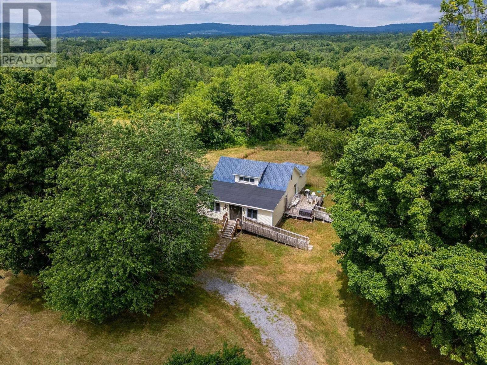 85 Greenhouse Road Property Photo 49