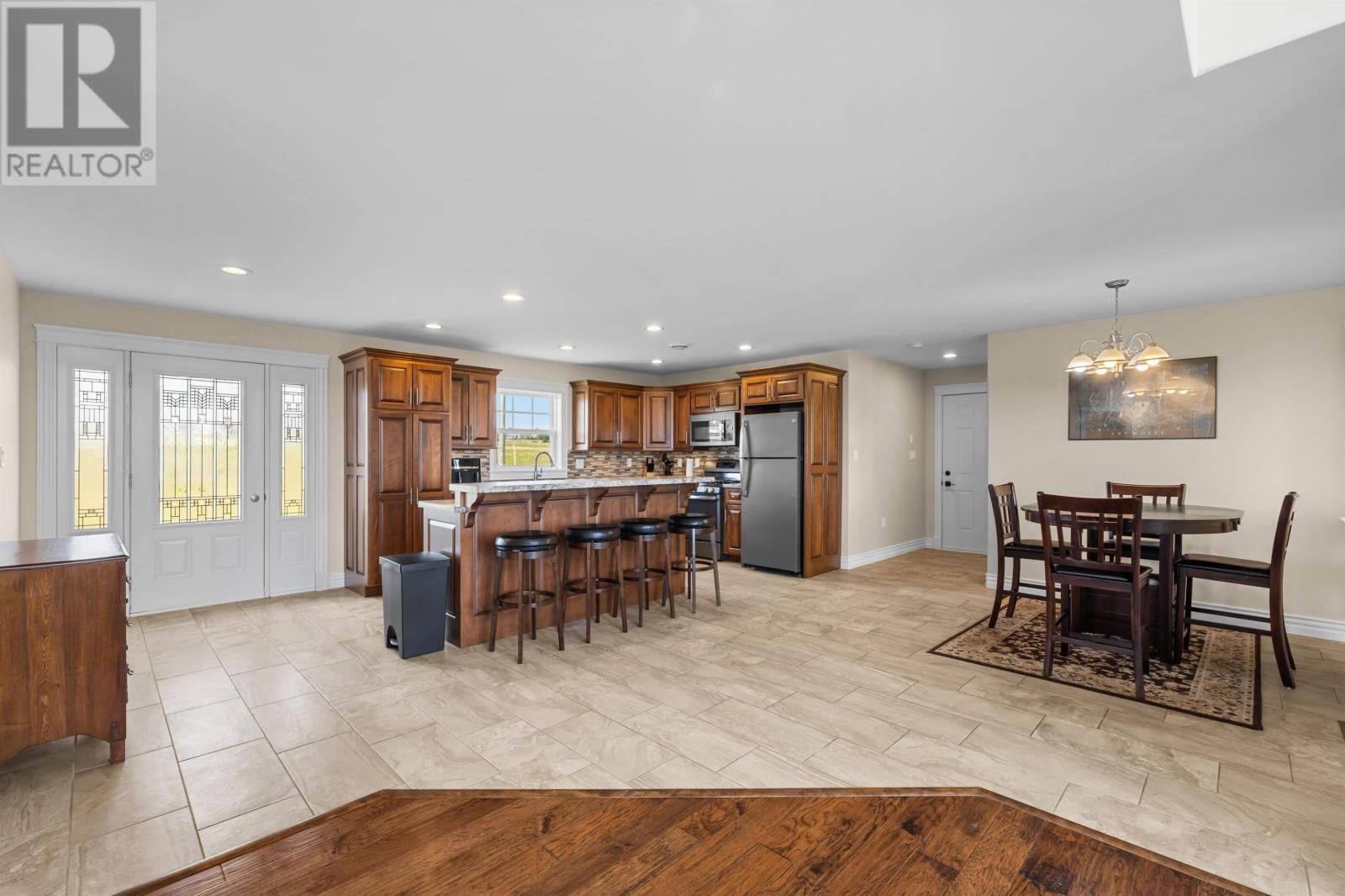 84 Hatton Road Property Photo 13