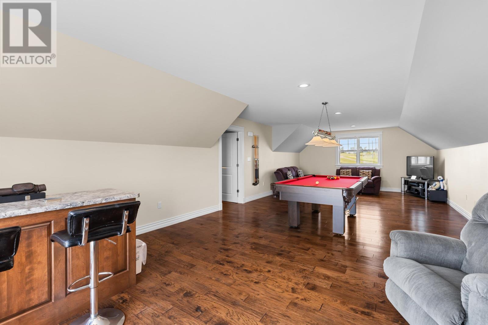 84 Hatton Road Property Photo 35